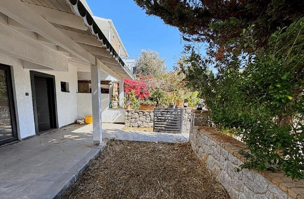Turgutreis Marina'ya Yürüme Mesafesinde 3+1 Müstakil Villa - Görsel 2