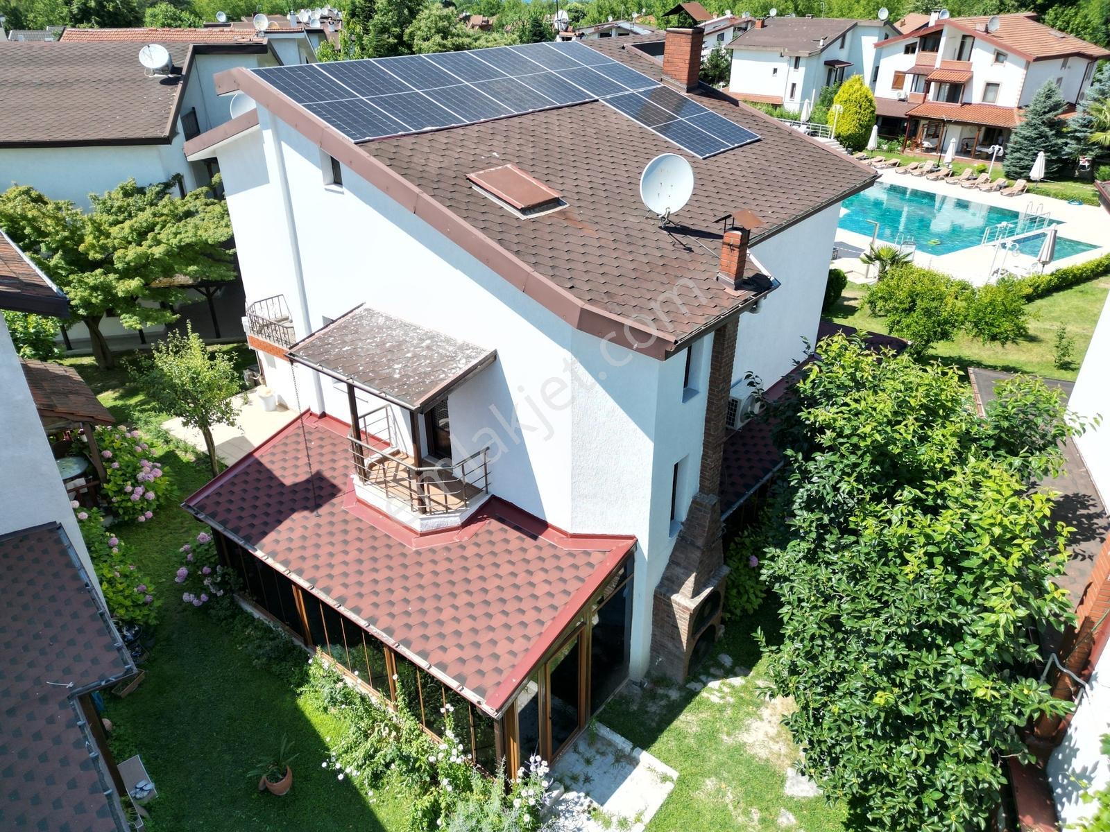 Sapanca Kırkpınar'da Satılık Çok Güzel 4+1 Villa - Görsel 15