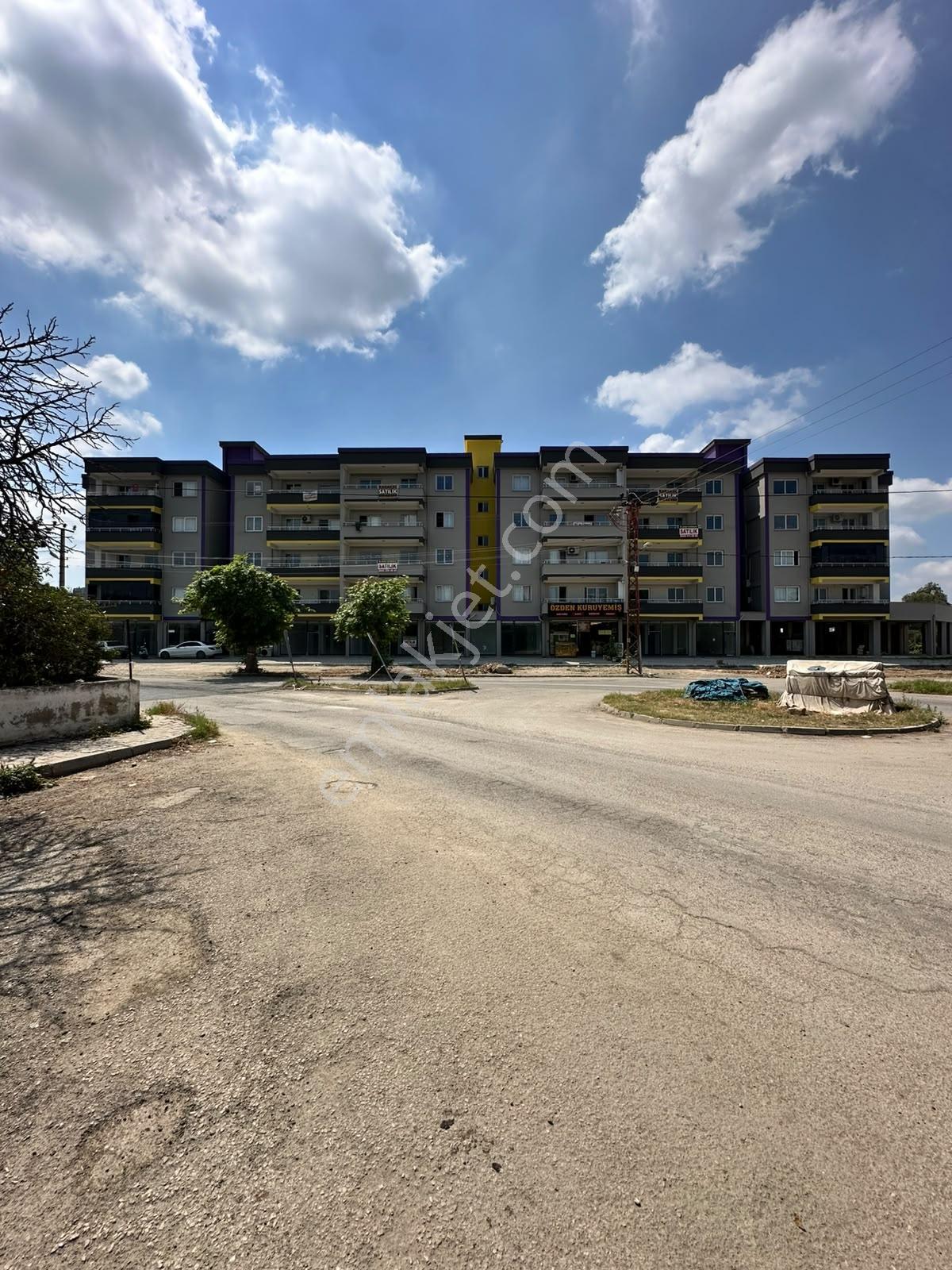 Kozan Gayrimenkulden Çarşı Yakını Sıfır Az Katlı Yeni Daire - Görsel 11