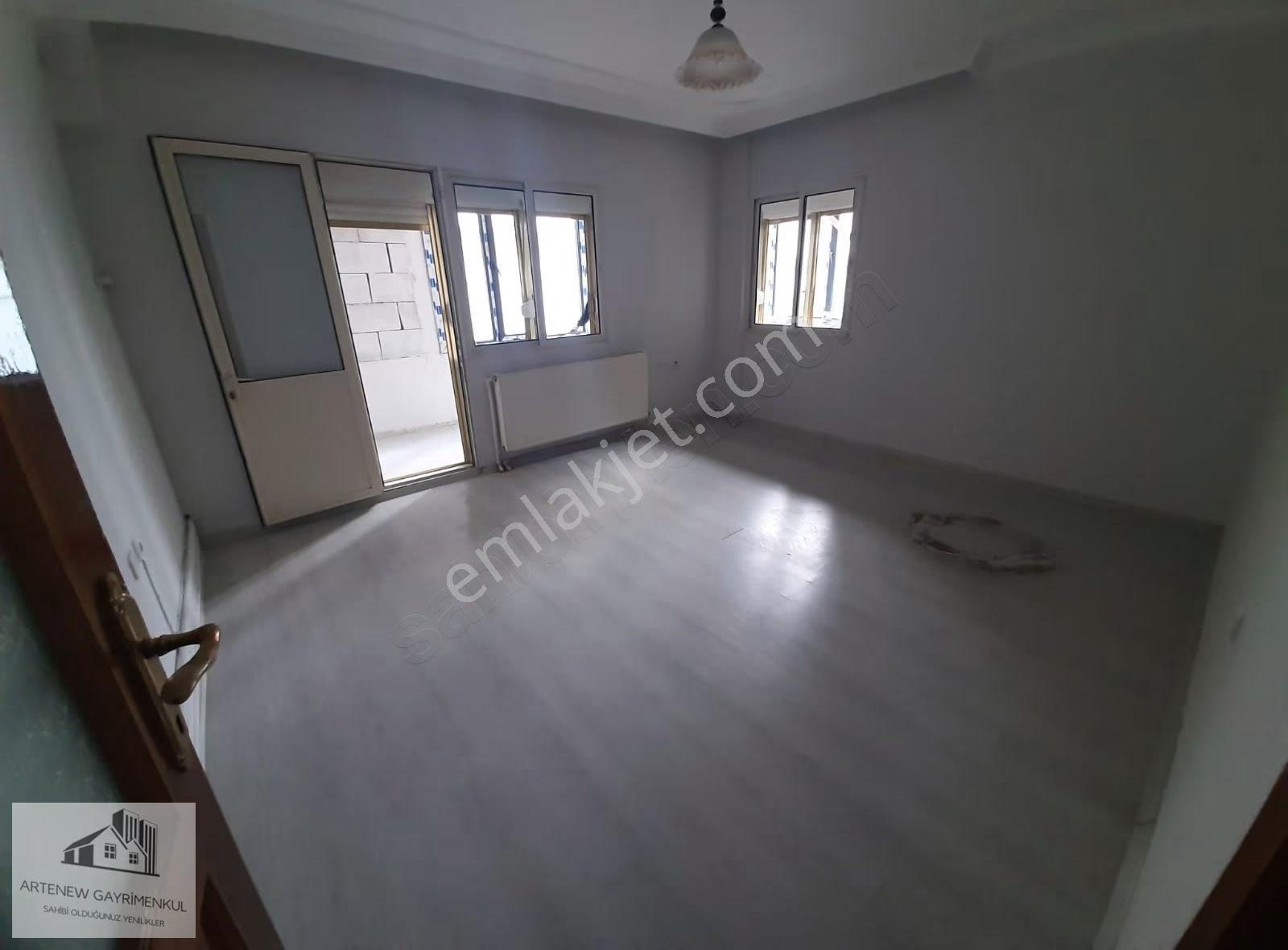 Artenew Emlaktan Bornova İnönü Mah Cadde Üzerinde Kiralık 2+1 - Görsel 2