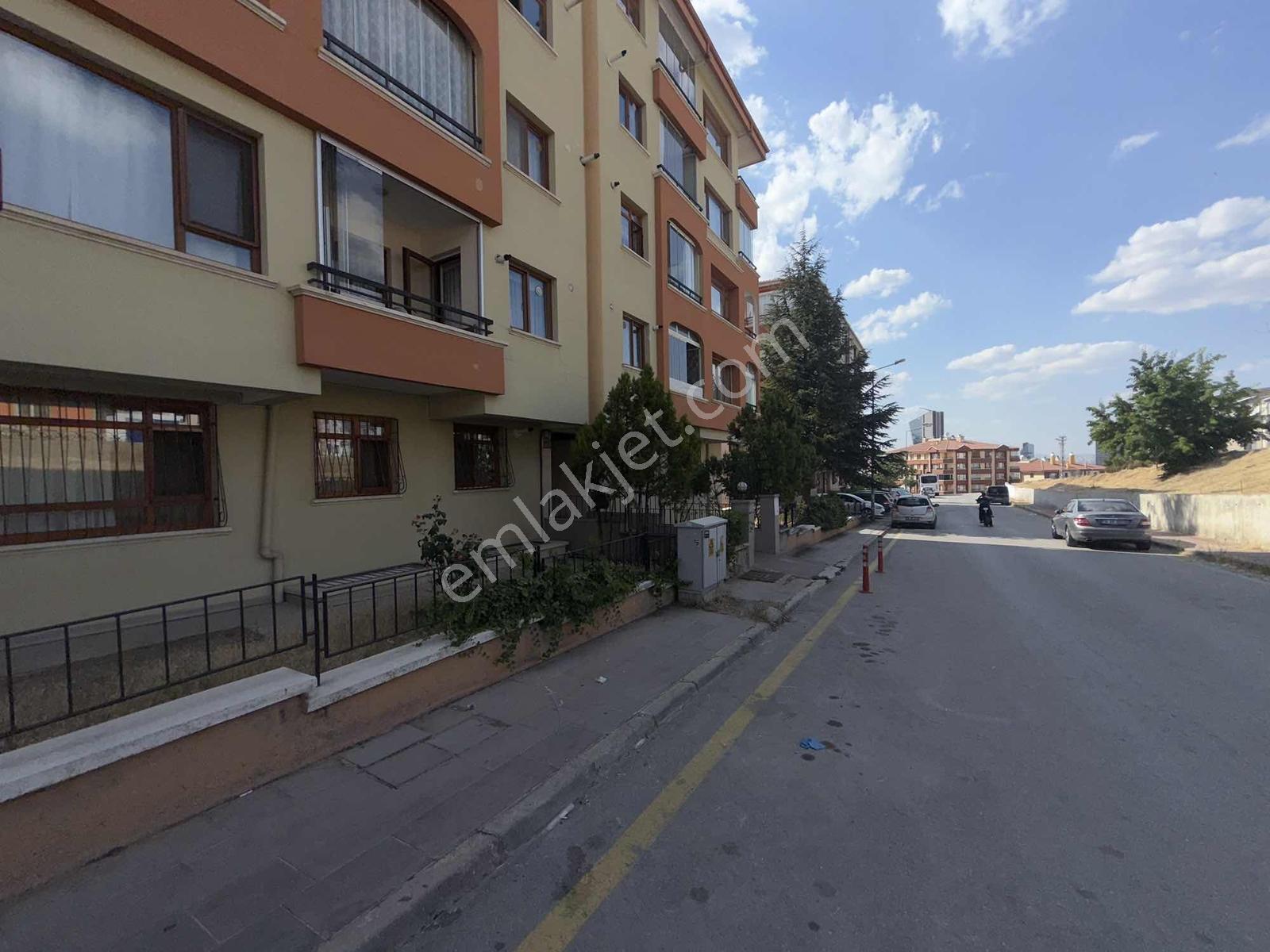 Emaks'tan /gökkuşağı Mahallesi/ Merkezi Konumda / 3+1 Satılık - Görsel 19