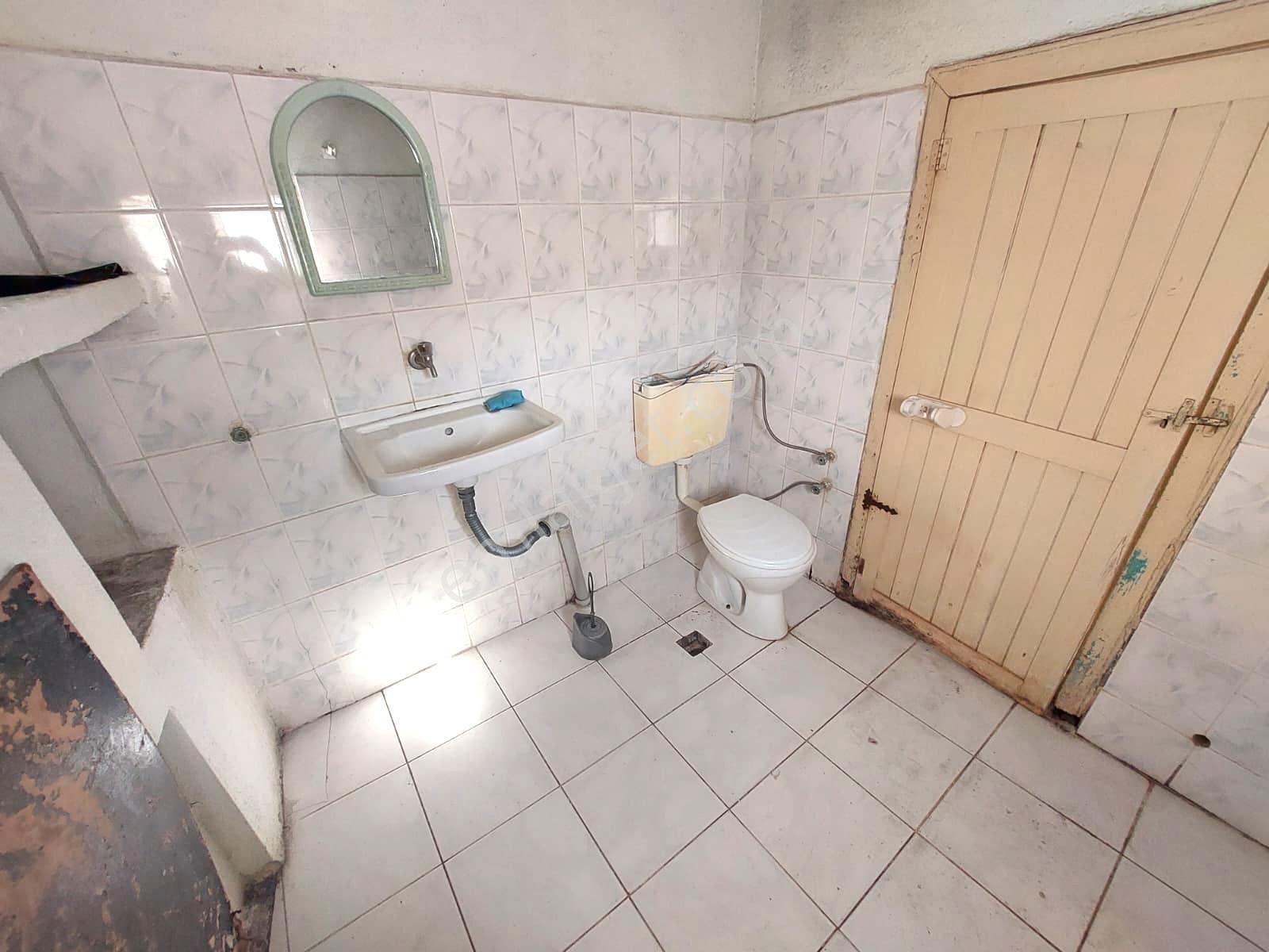 Kuşadası Merkez'de Satılık 5+2 Dublex Tam Müstakil Ev - Görsel 18