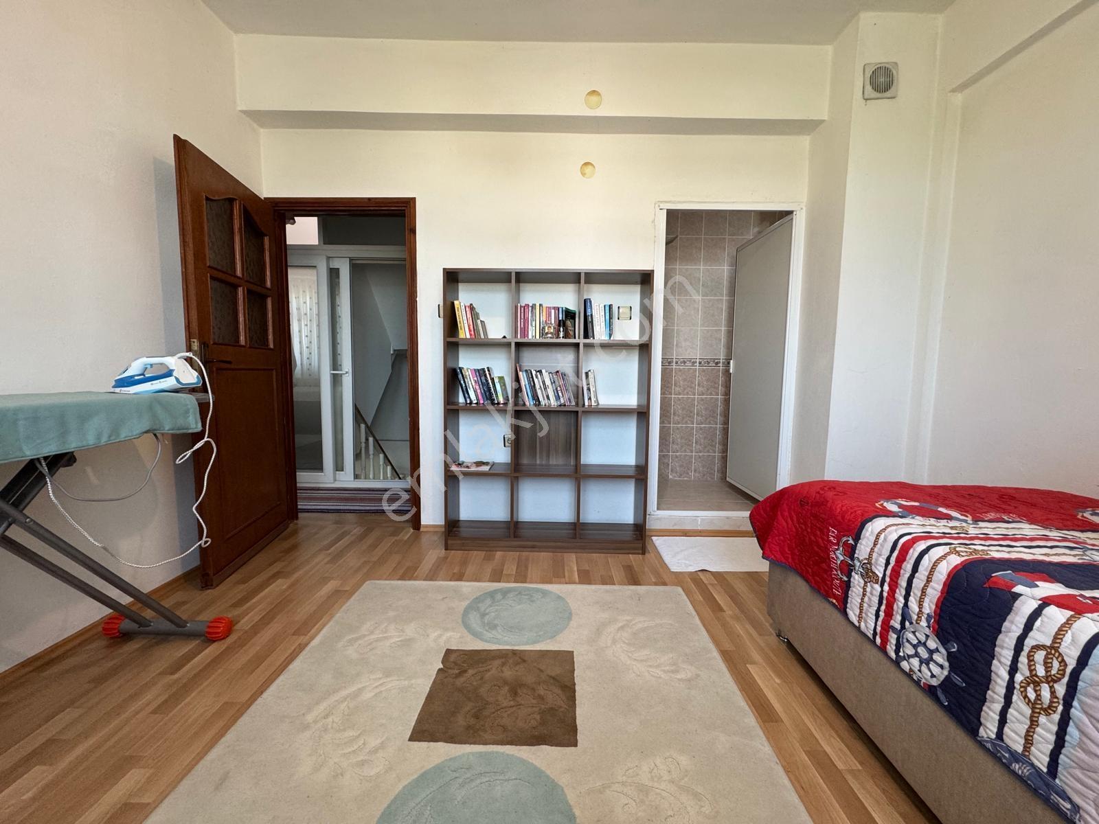 Bulut Emlaktan Anayolun Altı Denize300 M Satılık Triplex Villa - Görsel 8