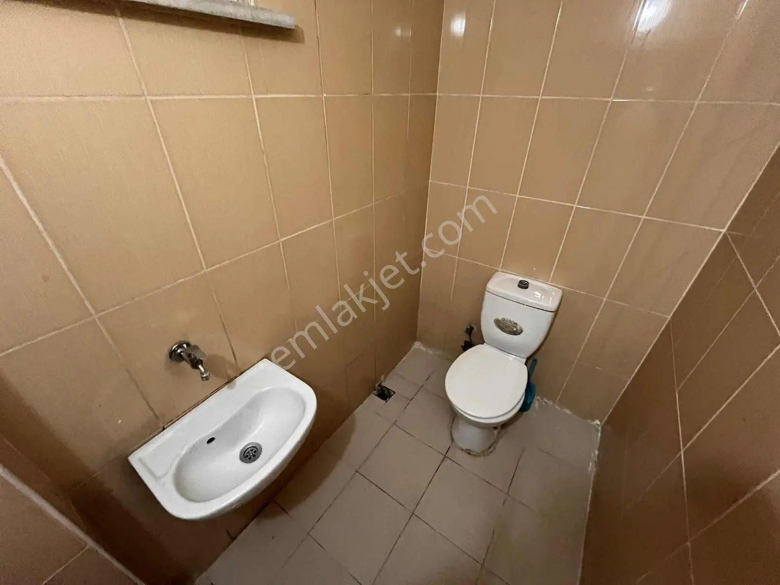 Kurtköy Mahallesinde Kiralık 16 M² Depo & Büro - Görsel 12