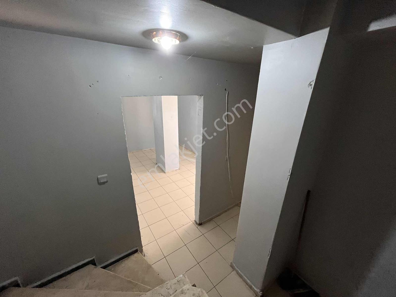 Kurtköy Mahallesinde Kiralık 16 M² Depo & Büro - Görsel 10