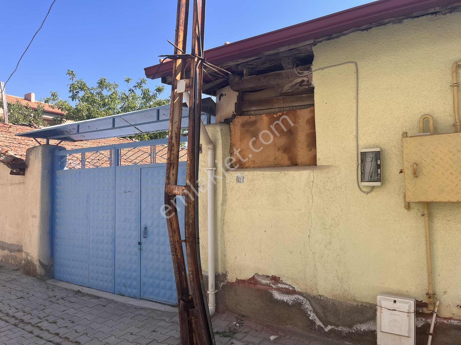Erl Emlak Tan Aydınlık Evler Mah Satılık Müstakil Ev - Görsel 27