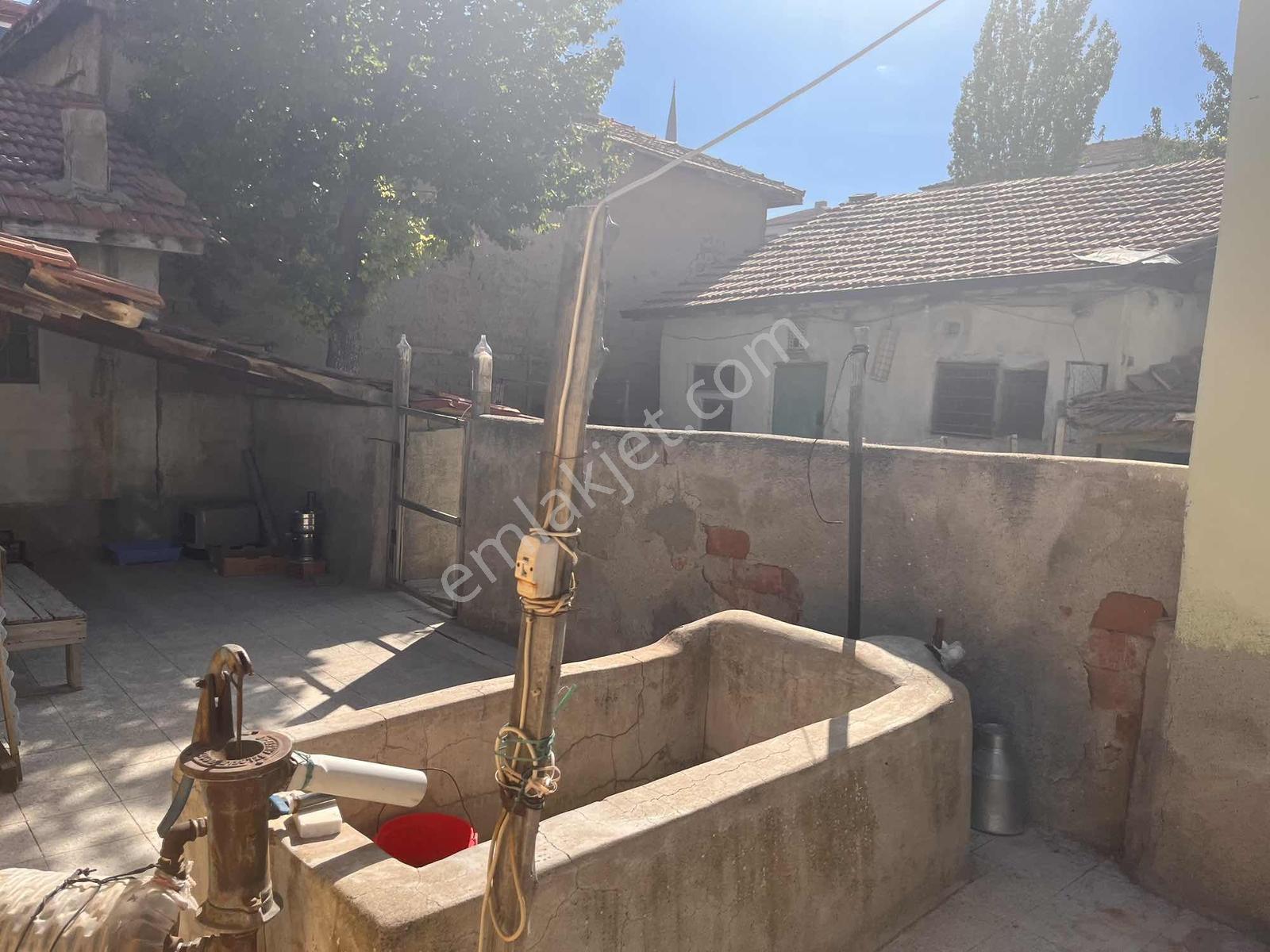 Erl Emlak Tan Aydınlık Evler Mah Satılık Müstakil Ev - Görsel 8
