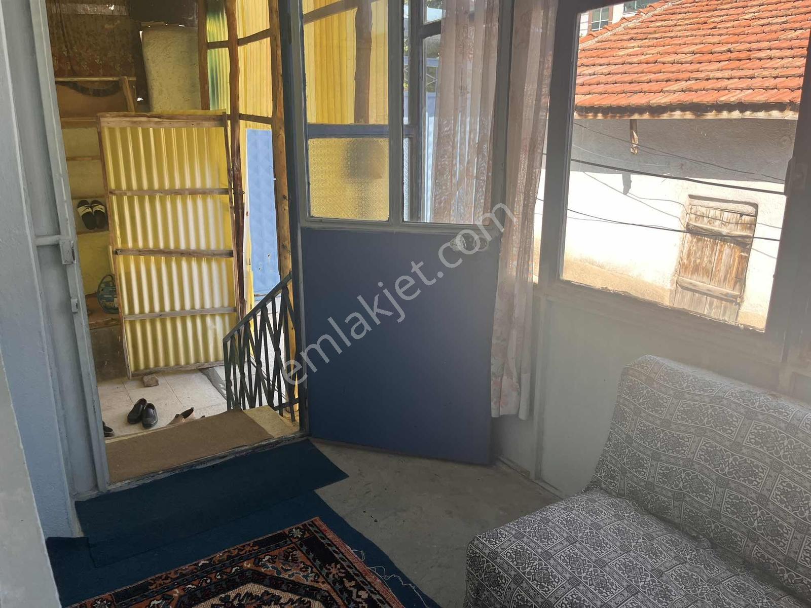 Erl Emlak Tan Aydınlık Evler Mah Satılık Müstakil Ev - Görsel 17