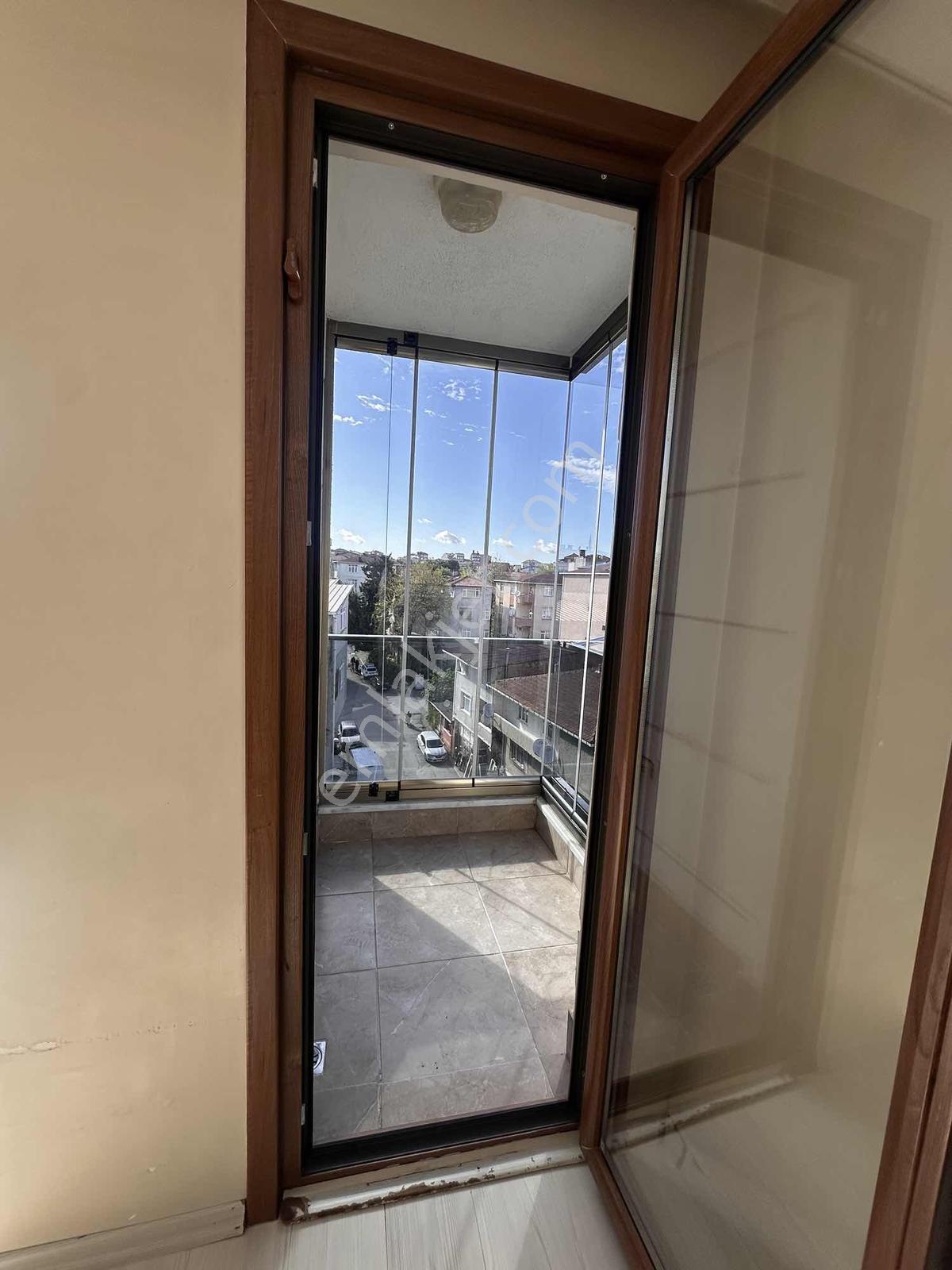 Ümraniye İnkılap Mahallesinde Ferah 2+1 Kiralık Daire - Görsel 5