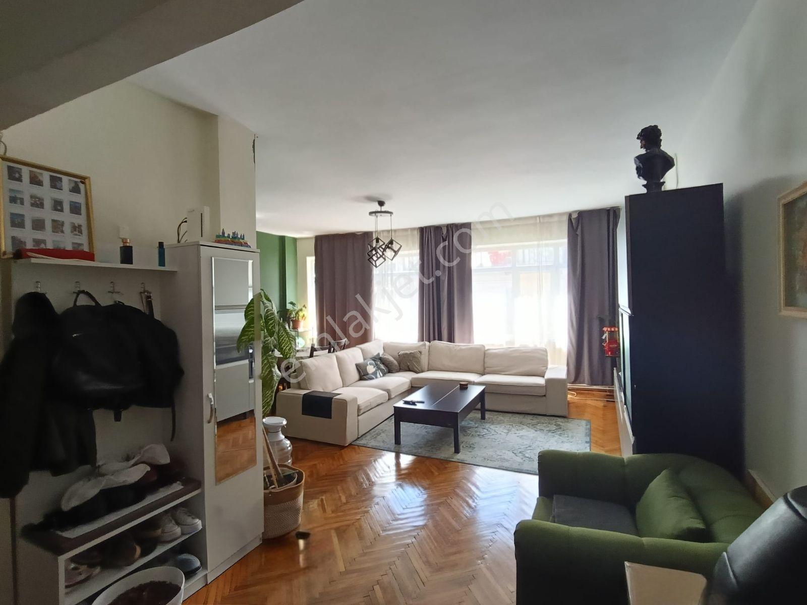 Şişli'de Metroya Yürüme Mesafesinde | 122 M² Geniş 2,5+1 Kiralık - Görsel 6