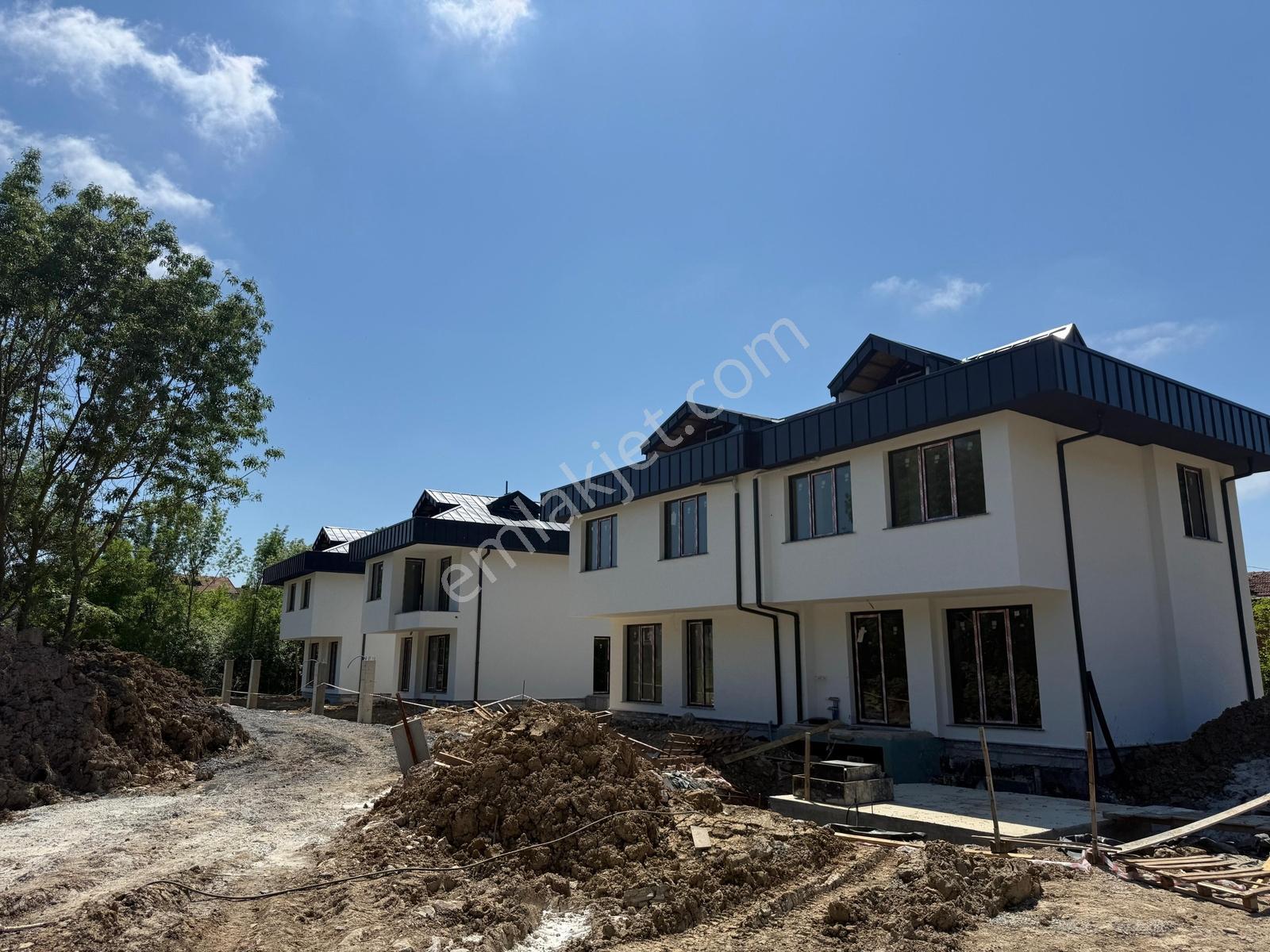 Şile, Ağva Merkez' De Ultra Lüks Satılık Villa A Blok