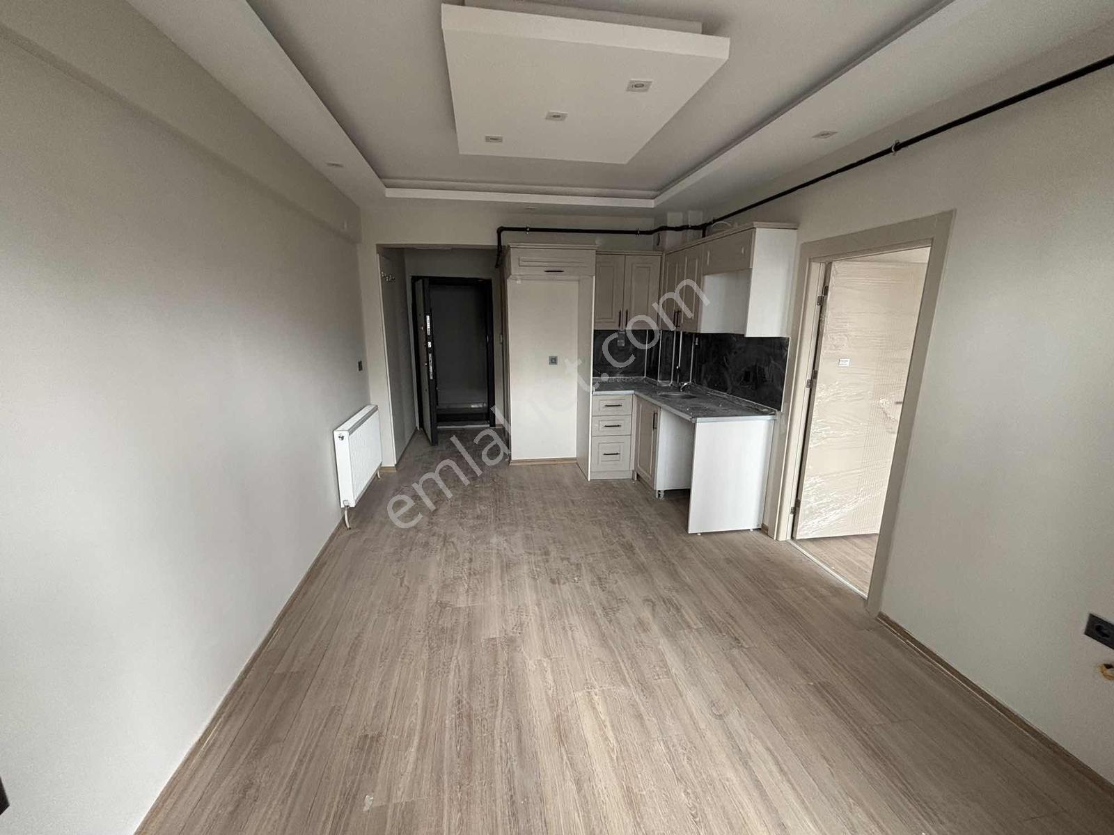 Adil Emlaktan Üniversite Mahallesi 1+1 Kiralık Daireler - Görsel 4