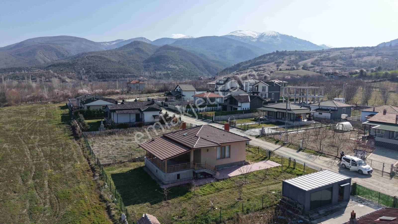 Saray Mahalesinde Doğa Harikası Satılık Müstakil Ev - Görsel 3