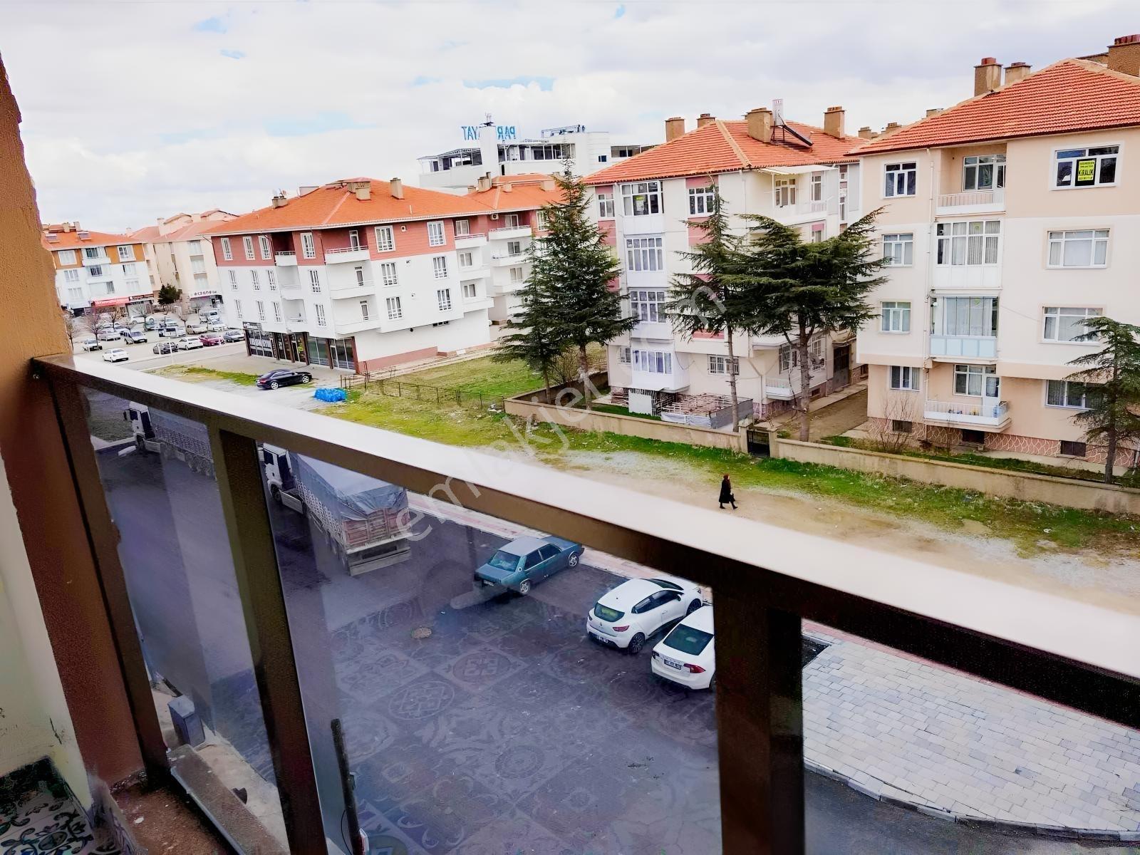 Maya Emlaktan Park Hayat Hastanesi Yanı Satılık 1+1 Daire - Görsel 3