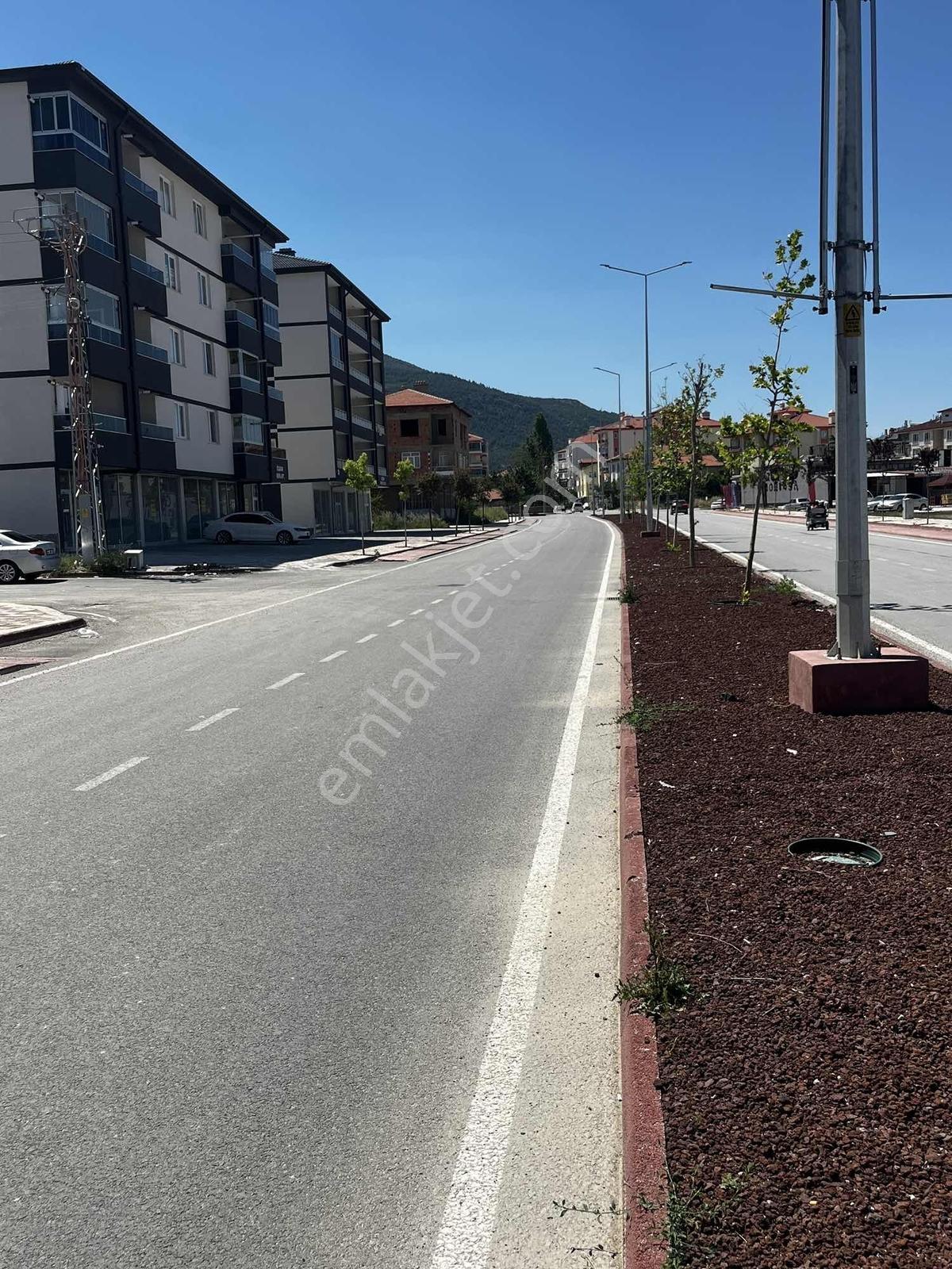 Maya Emlaktan Yeni Hastahane Civarı Sıfır Ticari Dükkan - Görsel 2