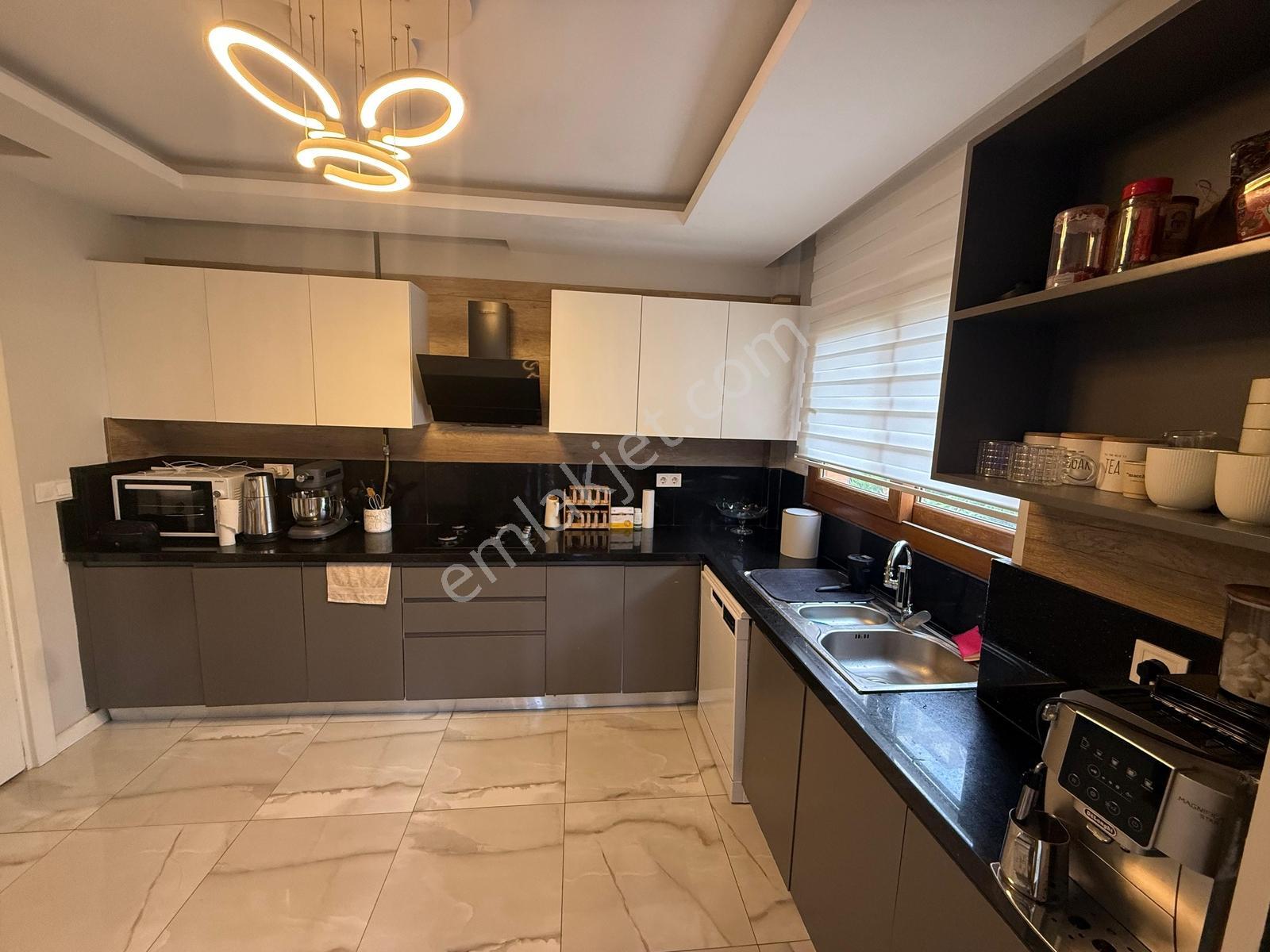 İz'den 100.yılın Nadide Sitesinde Xl 3+1 Kapalı Mutfak Lüx Daire - Görsel 27