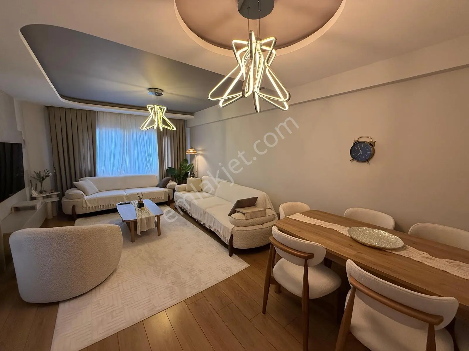 İz'den 100.yılın Nadide Sitesinde Xl 3+1 Kapalı Mutfak Lüx Daire