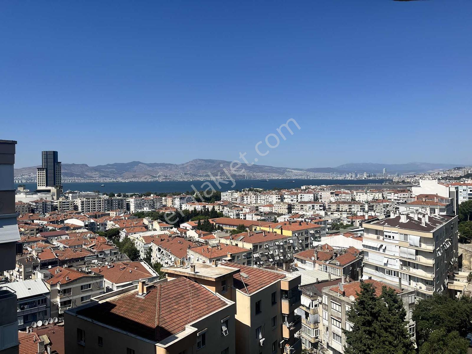 İnönü Cadde Yakını Deniz Manzaralı Eşyalı 3+1 Kiralık Daire