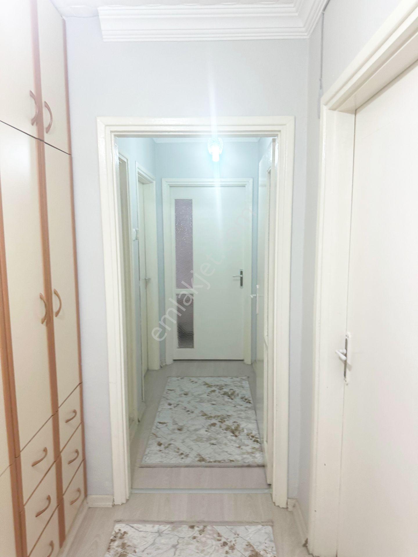 Valilik Civarı Döşeme Mahallesinde Çarşıya Yakın 2+1 Geniş Uygun Kiralık Daire - Görsel 23