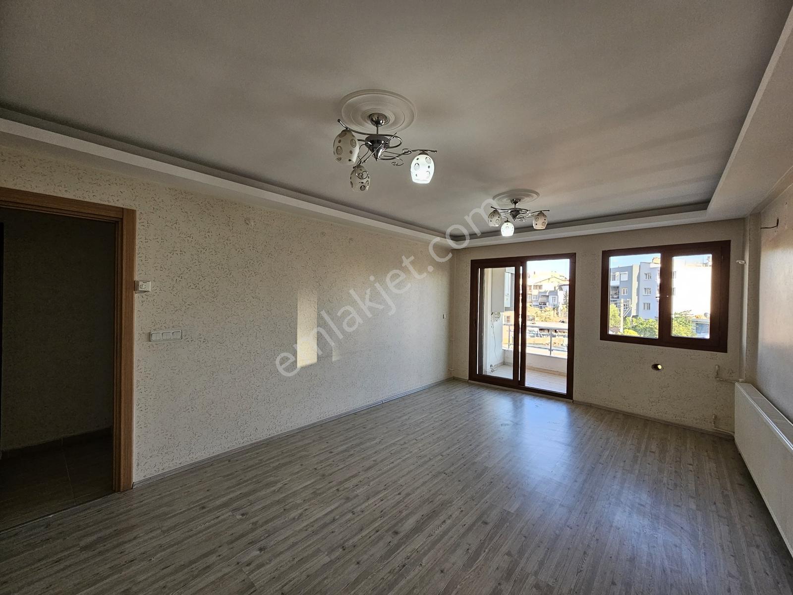 Buca Ufuk Mah Yıkıkkemerde 3+1 135m2 Dgazlı Kiralık Daire - Görsel 2