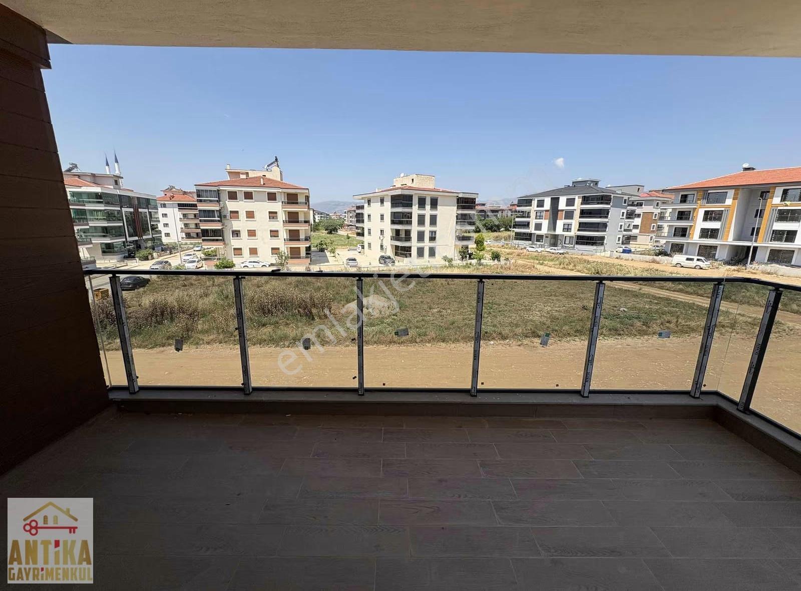 Antika'dan Ödemişin Gözde Semti Zafer Mahallesinde Satılık Daire - Görsel 2