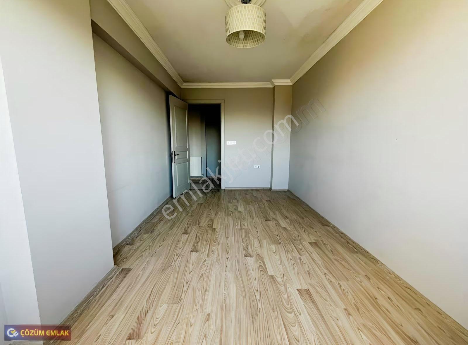 Çözüm Emlak'tan 23 Nisan Parkı Civarı 2+1 Kapalı Mutfak Kiralık - Görsel 29