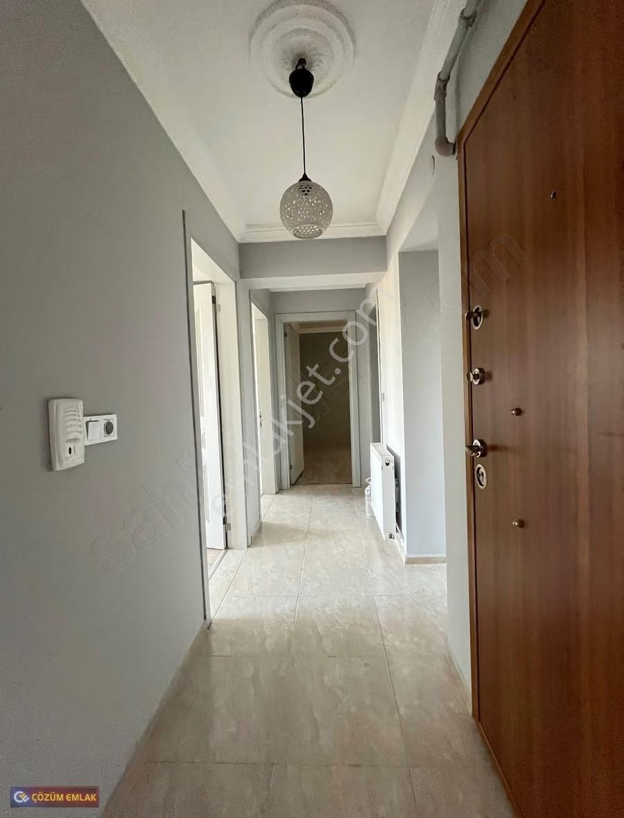Çözüm Emlak'tan 23 Nisan Parkı Civarı 2+1 Kapalı Mutfak Kiralık - Görsel 25