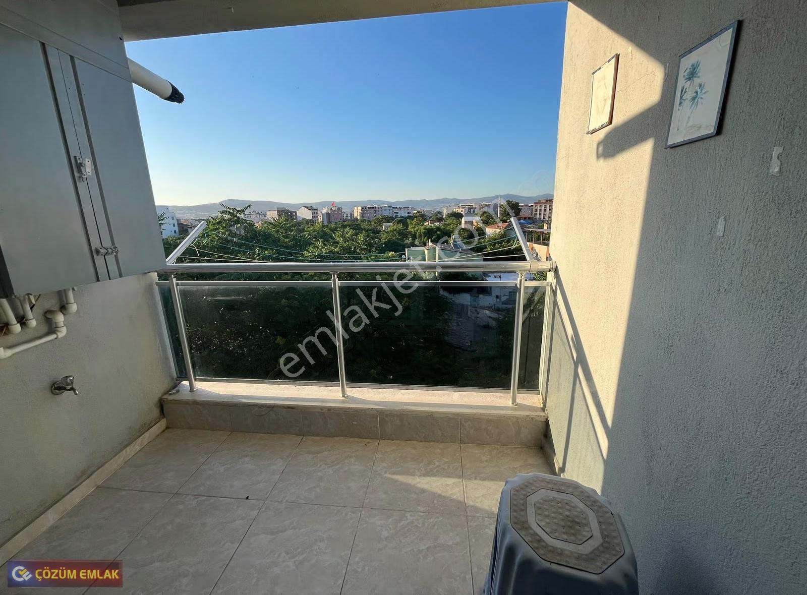 Çözüm Emlak'tan 23 Nisan Parkı Civarı 2+1 Kapalı Mutfak Kiralık - Görsel 3