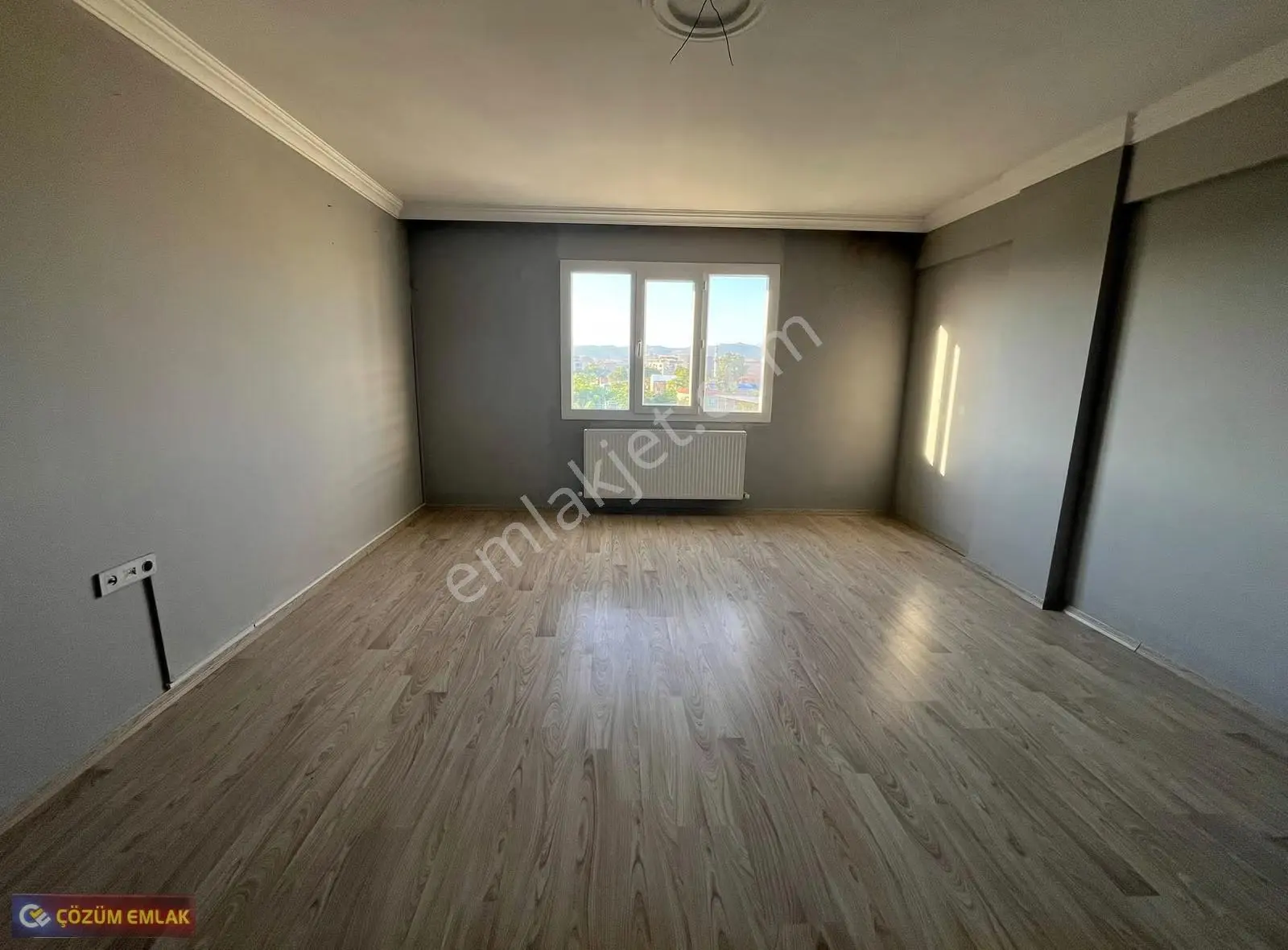 Çözüm Emlak'tan 23 Nisan Parkı Civarı 2+1 Kapalı Mutfak Kiralık - Görsel 27