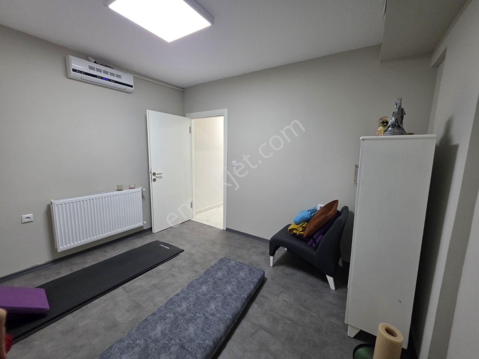 Selda Uçar'dan 2+1 Atakentte Kiralık Ofis - Görsel 14