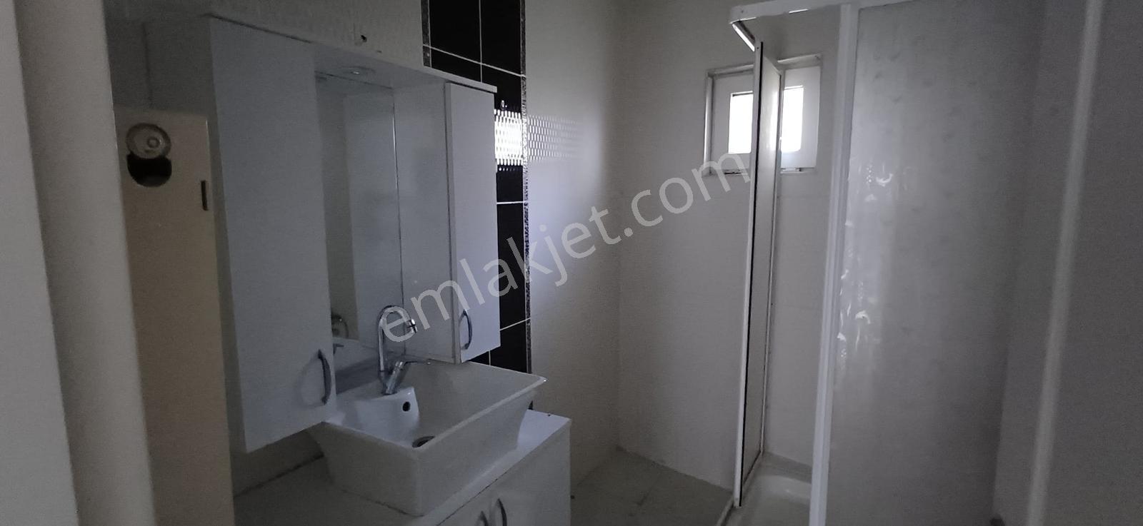 Aktepe Stadı Yakını Kiralık 3+1 Daire - Görsel 10