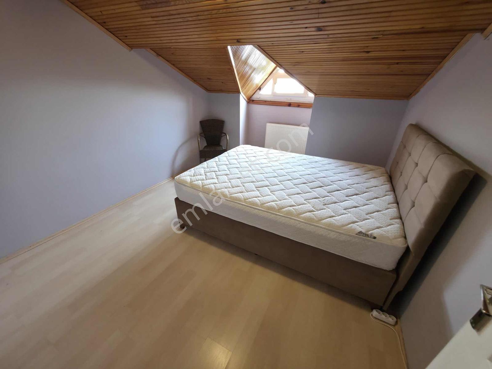Büyükçekmece Havuzlu Sitede Satılık 4+2 Bahçeli Tripleks Villa - Görsel 33