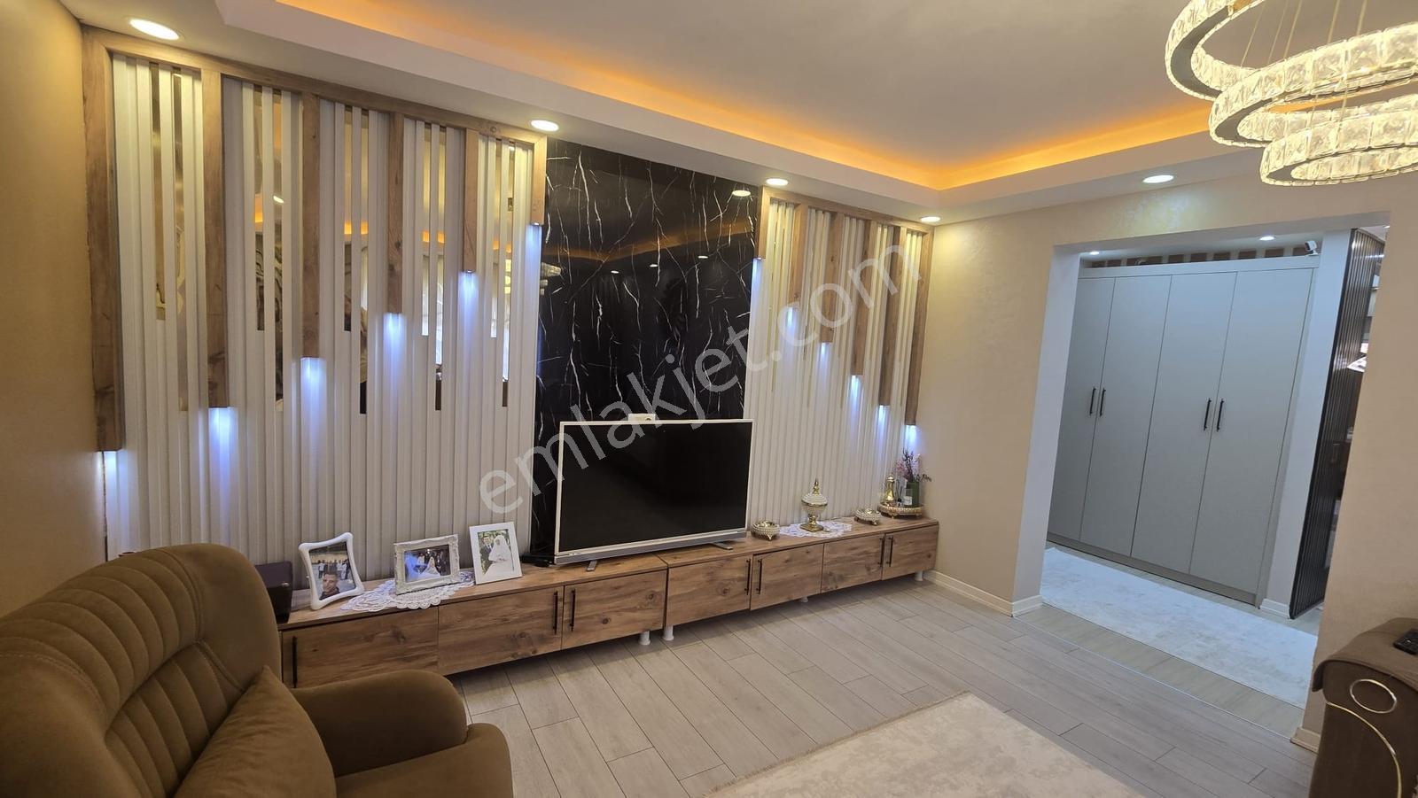 E-5 Metrobüse Yakın Mesafede 2+1 Full Yapılı Satılık Daire - Görsel 3