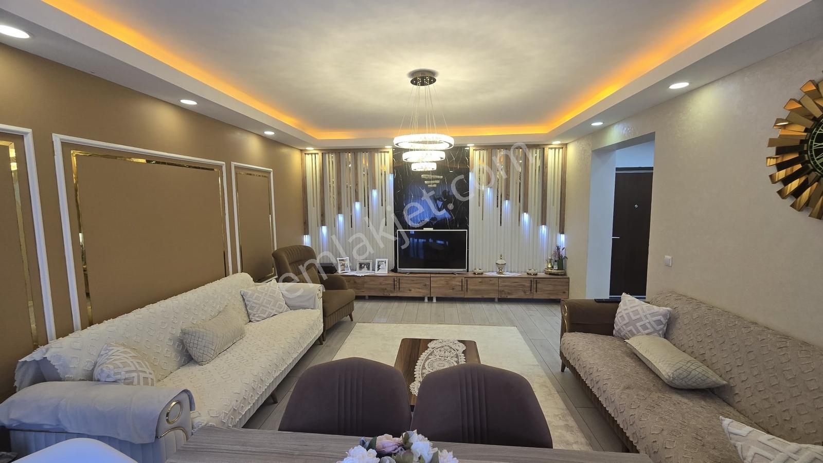 E-5 Metrobüse Yakın Mesafede 2+1 Full Yapılı Satılık Daire - Görsel 2