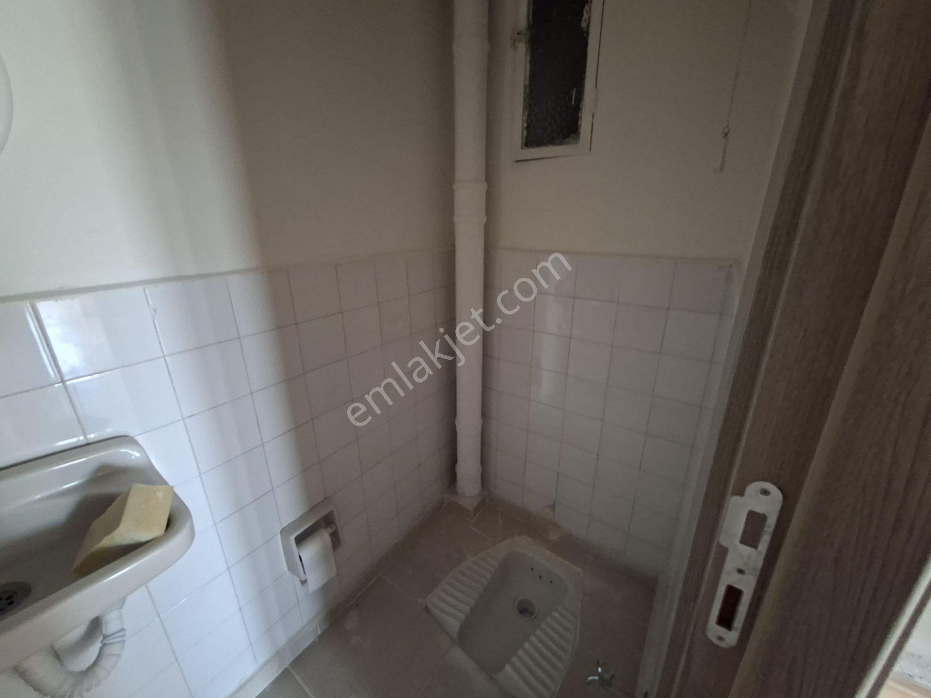 Güneş'ten Şirinyer İzban 2dk 2+1 90 Arakat Balkon Kapalı Mutfak - Görsel 4