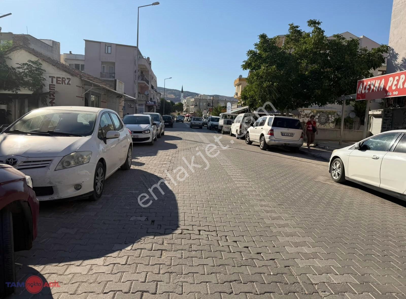 Çandarlı Merkezde Özenle Tasarlanmış 2+1 Fiyat Avantajlı Daire - Görsel 19