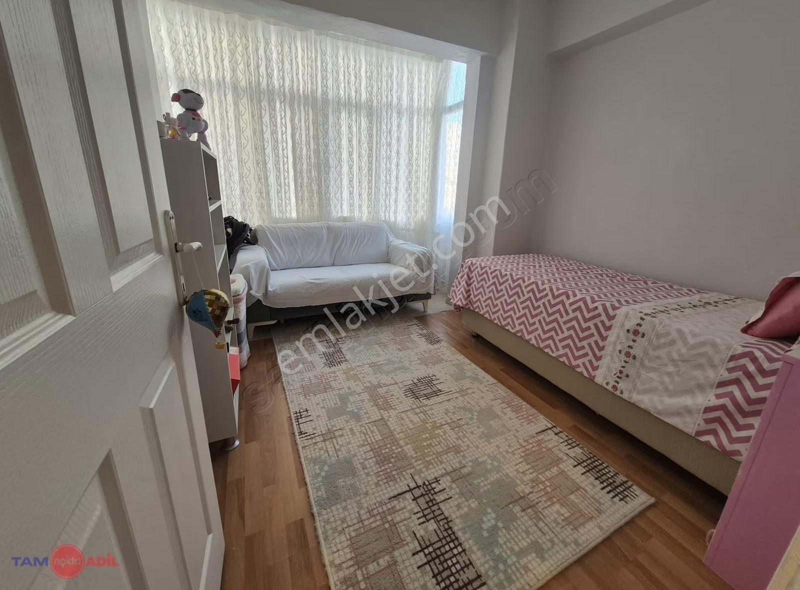 Çandarlı Merkezde Geniş Bahçe Kullanım Alanlı Dubleks Daire - Görsel 16