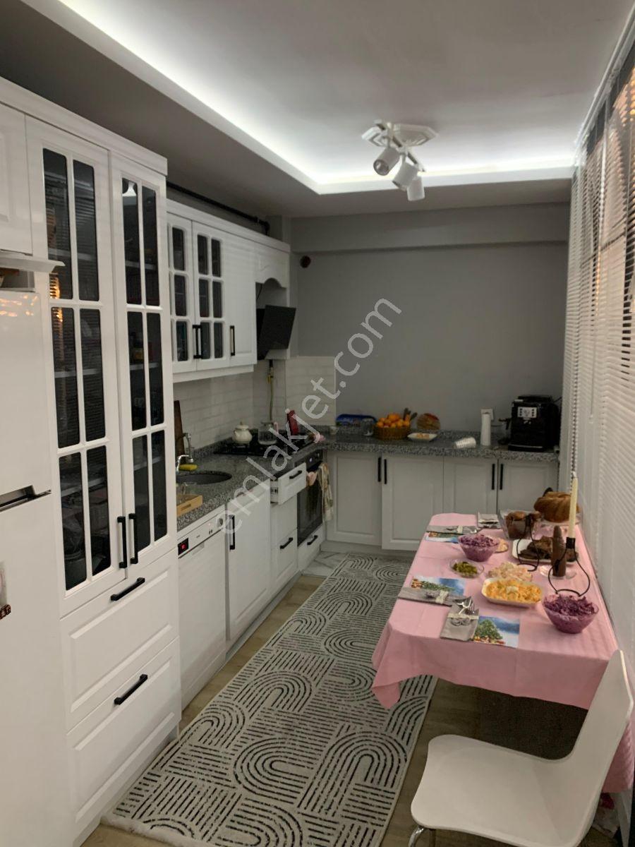 Kiralık 2+1 Büyük Daire Arka Bahçe Kullanım Bodrum Deposu Vardır - Görsel 14