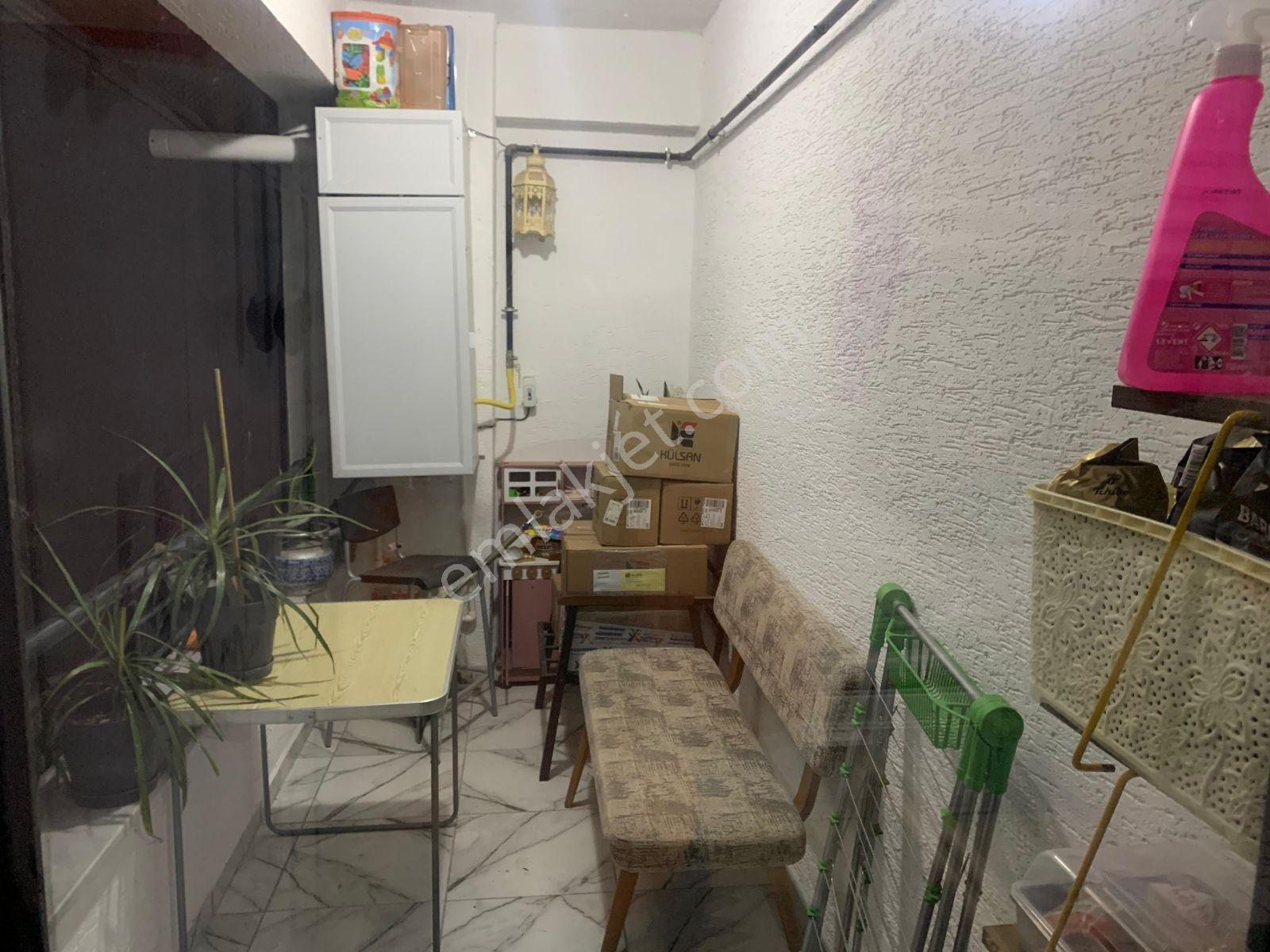 Kiralık 2+1 Büyük Daire Arka Bahçe Kullanım Bodrum Deposu Vardır - Görsel 5