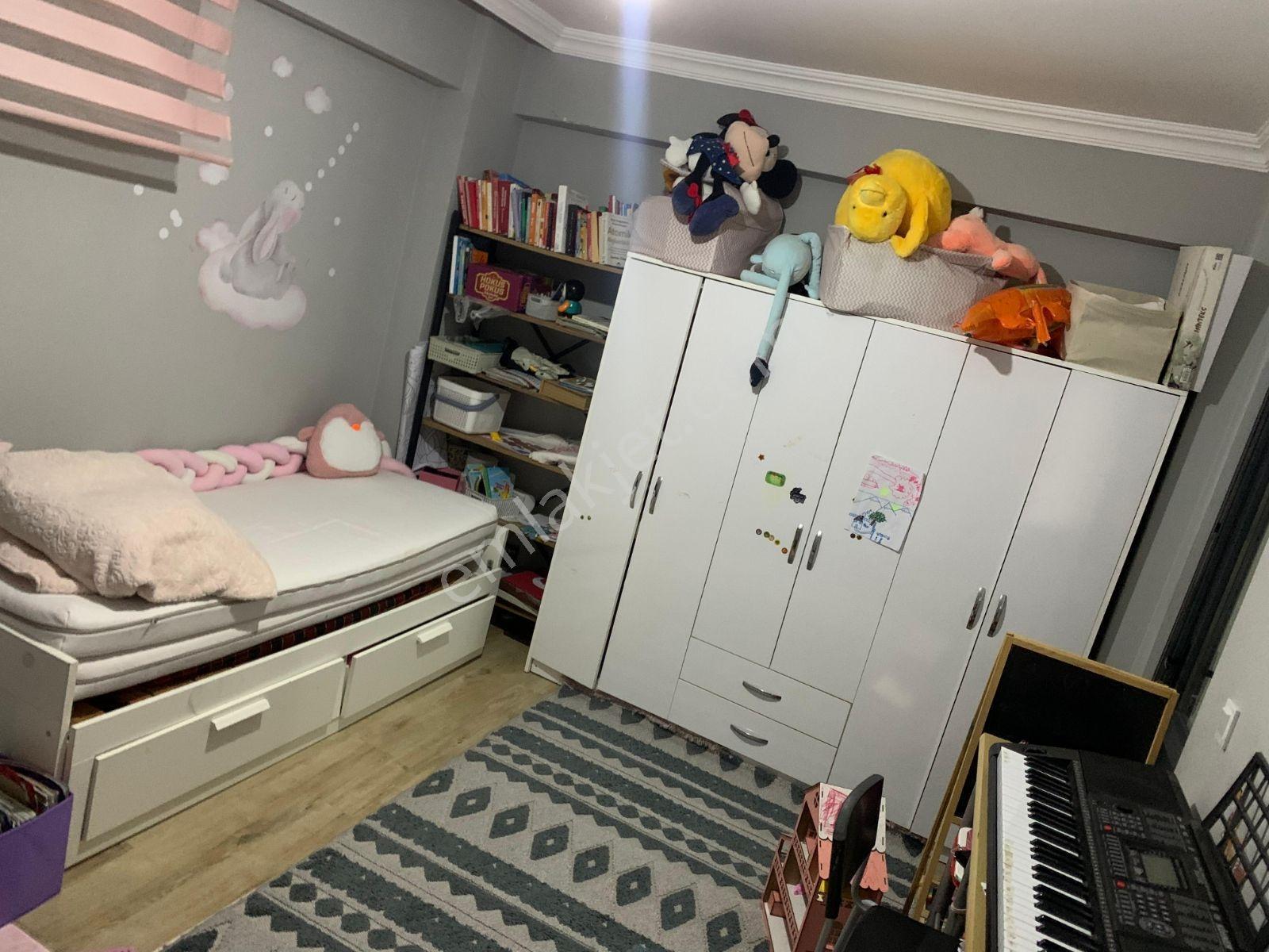 Kiralık 2+1 Büyük Daire Arka Bahçe Kullanım Bodrum Deposu Vardır - Görsel 13