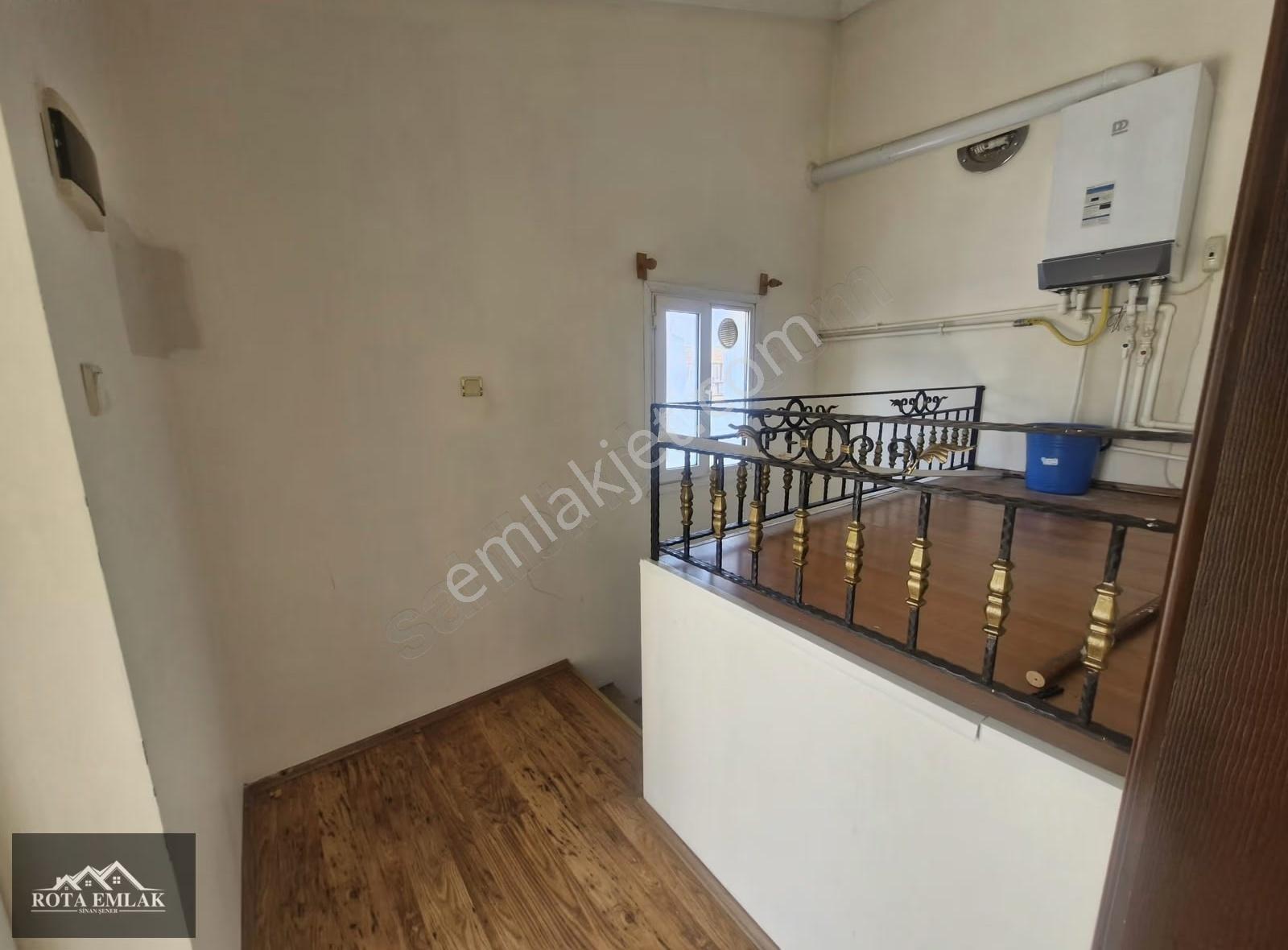 Rota Emlak'tan Menderes Mithatpaşa'da 4+1 Satılık Villa - Görsel 11