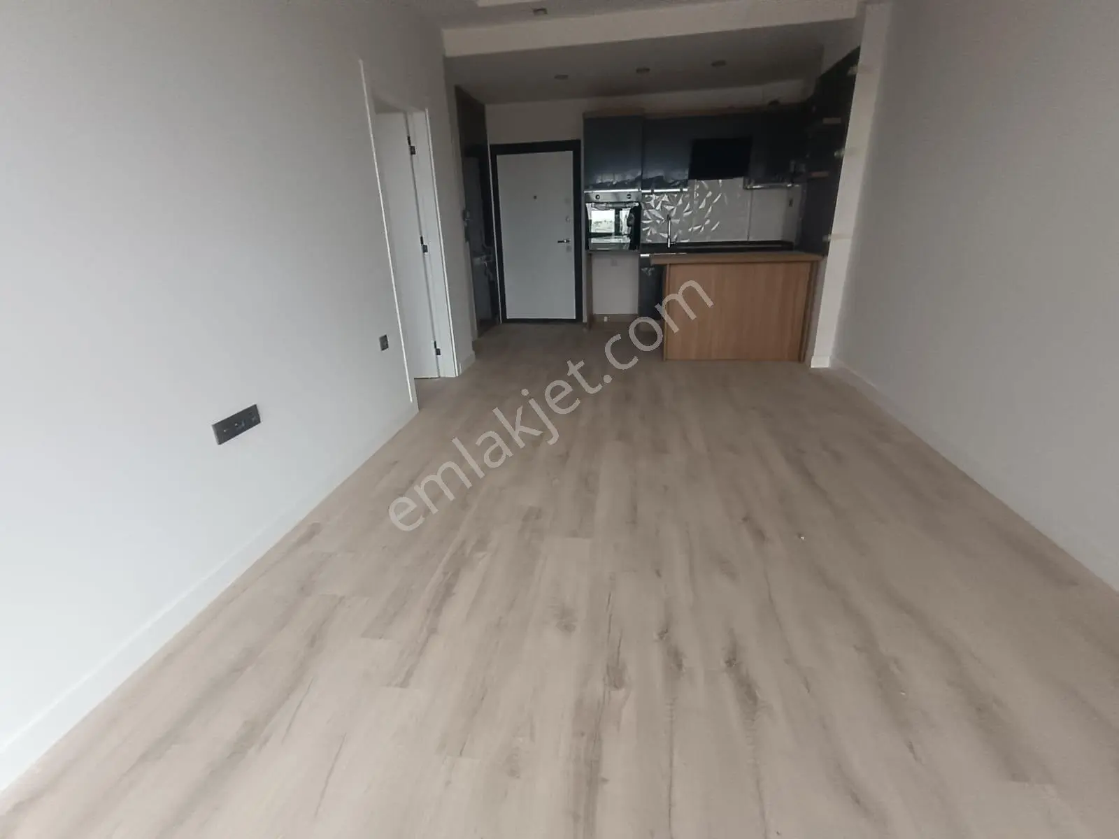 Hürriyet Mah Uysal Lusso'da Havuz Cepheli Lüx Sıfır 1+1 Daire - Görsel 2