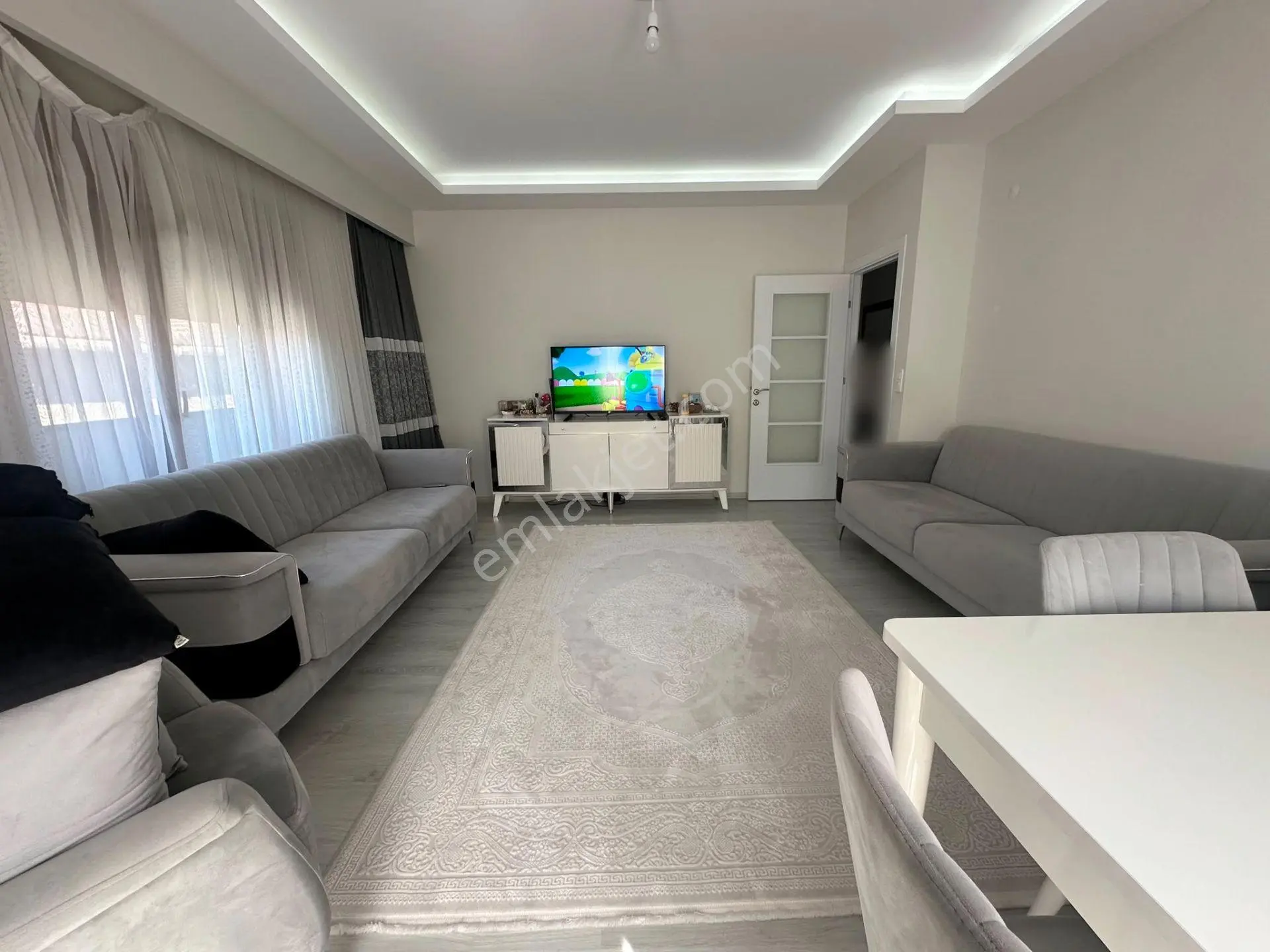 Mertcan'dan Soğanlık Çarşıda 3+1 Geniş Lüks Satılık Daire