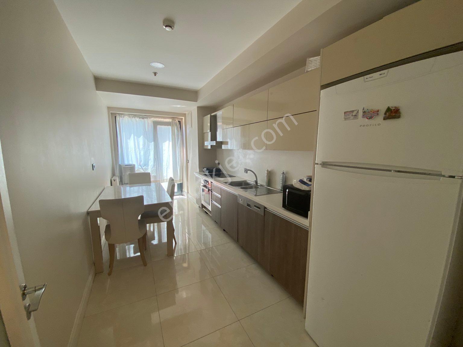 Kiptaş Venezia Mega Satılık 3+1 Boş Tertemiz Bakımlı Eşyalı Daire - Görsel 16