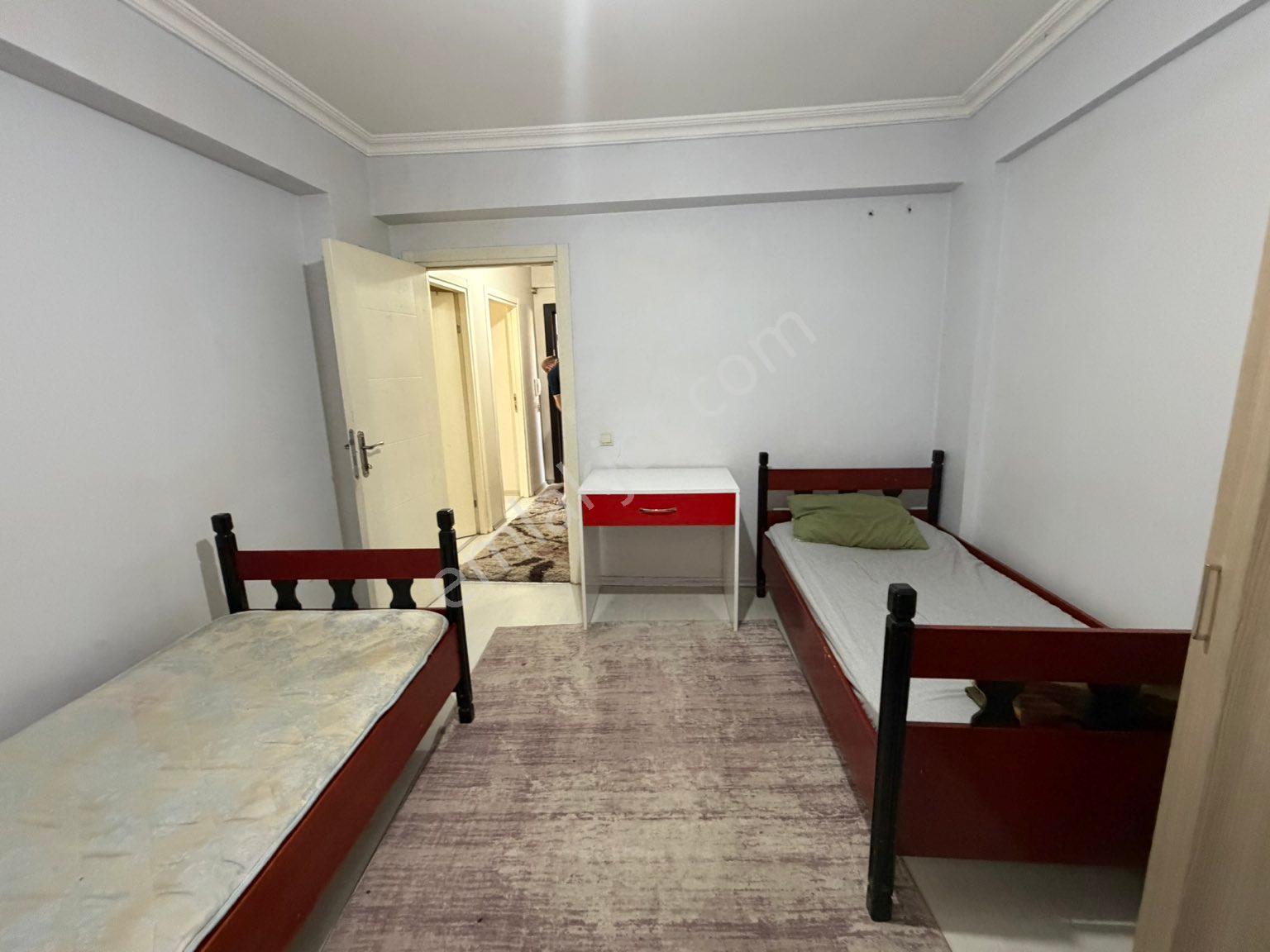 Karabük 100.yıl Mahallesinde Eşyalı 2+1 Daire Kiralıktır - Görsel 23