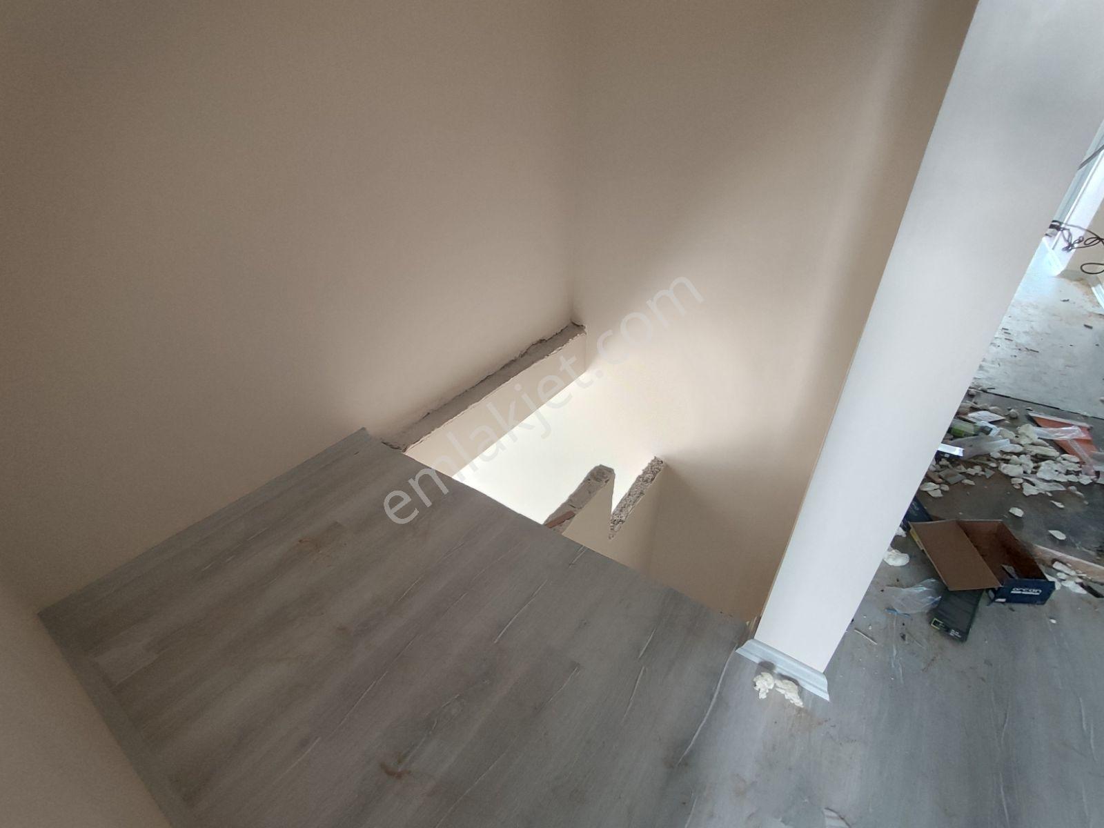 Ümraniye Metroya Yakın 4+1 Dubleks 140m2 Sıfır Daire - Görsel 10