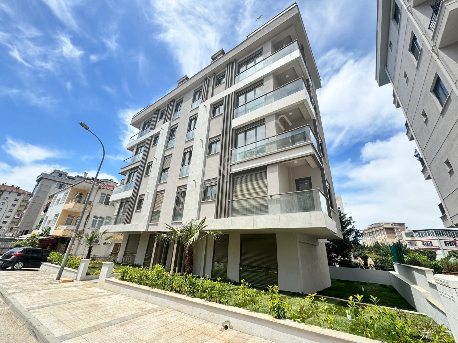 Adatepe Işıklarda Özel Bahçe Teraslı Kullanışlı 1+1 Kiralık - Görsel 33