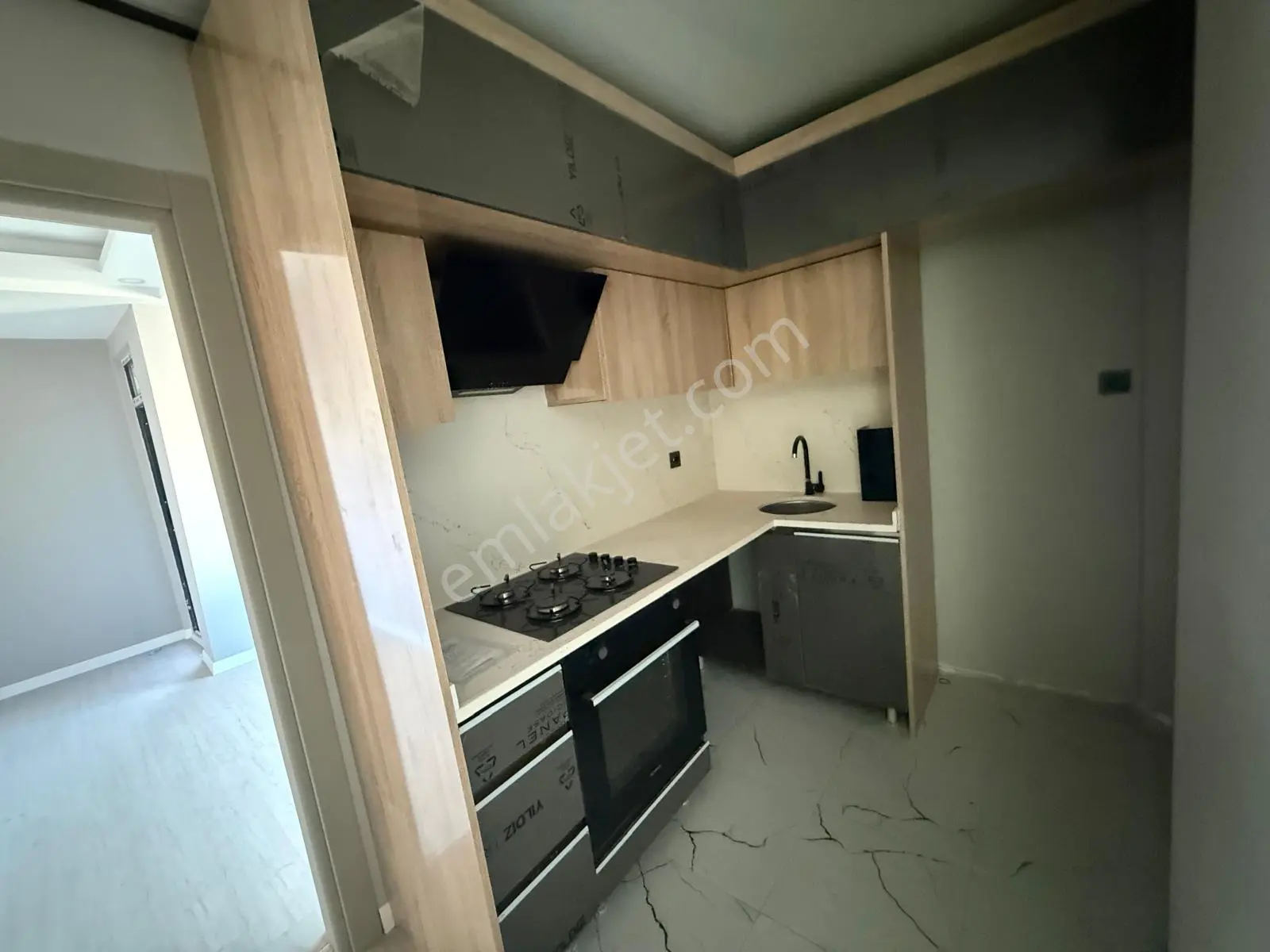 Sar Emlaktan Tekirdağ Kapaklıda Satılık Sıfır 1+1 Daire - Görsel 11