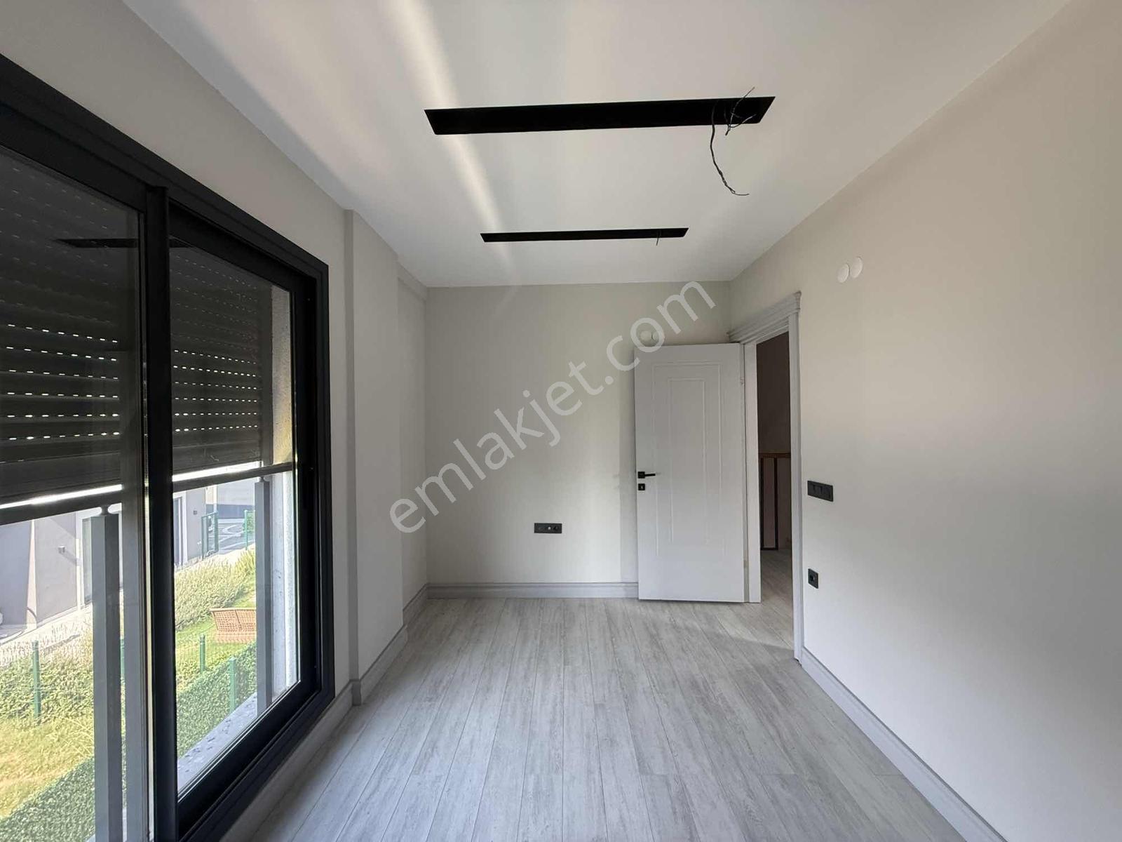 Remax Pin'den Kardeşköy'de Satılık 3+1 Sıfır Villa Fırsatı - Görsel 21