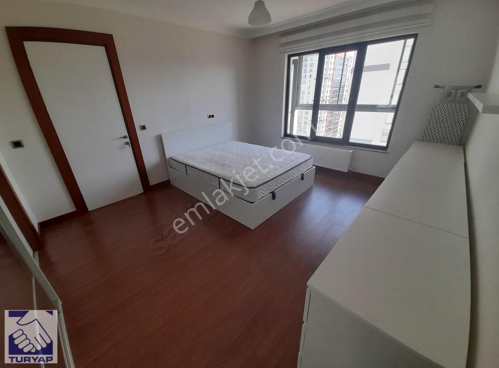 Relax Plus'ta Eşyalı Kiralık Büyük Tip Balkonlu 1+1 Daire - Görsel 2